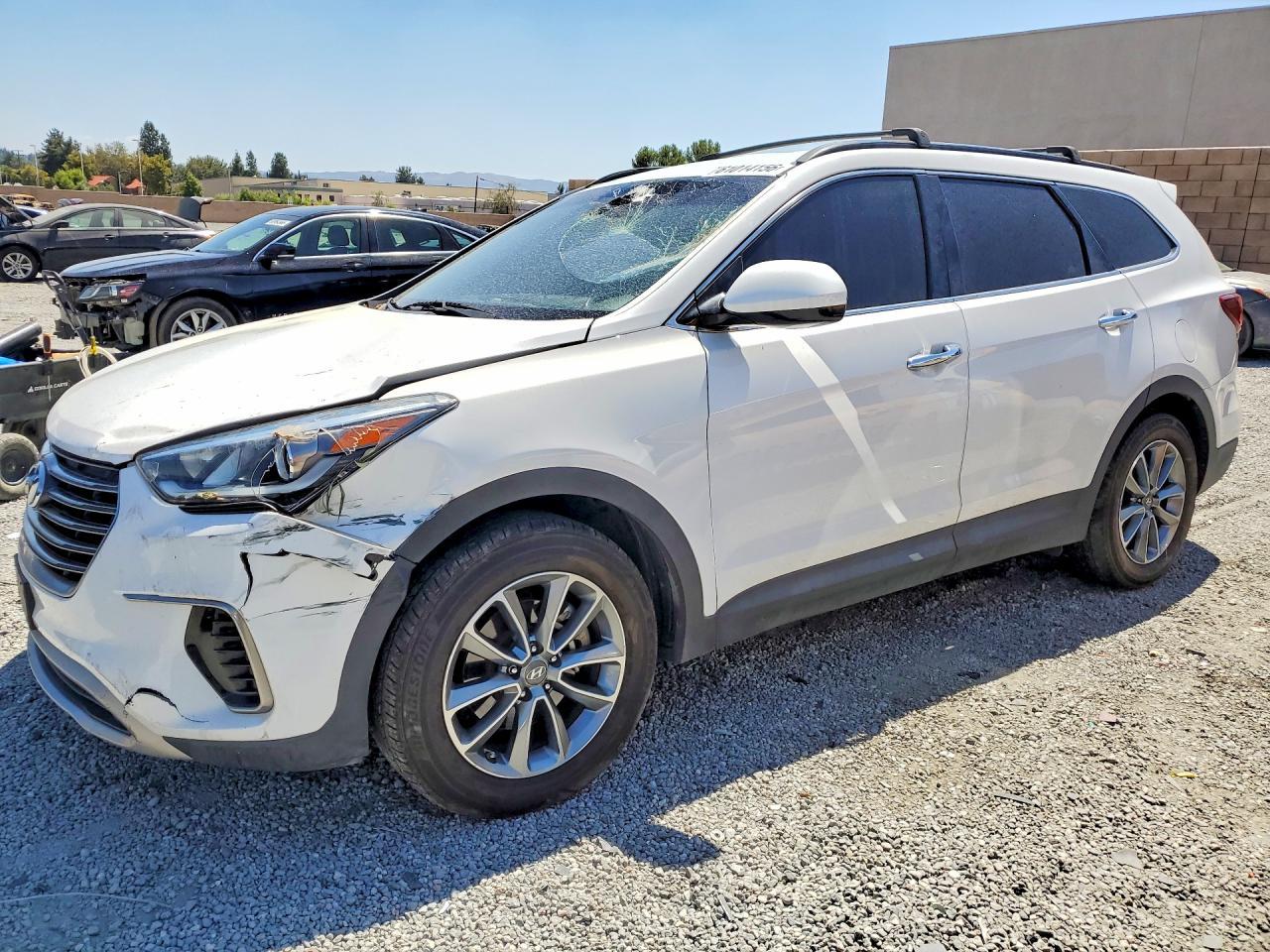 2018 Hyundai Santa Fe, SE