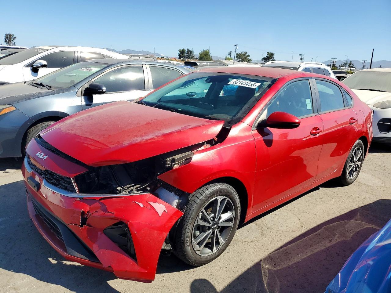 2023 KIA Forte, Lxs
