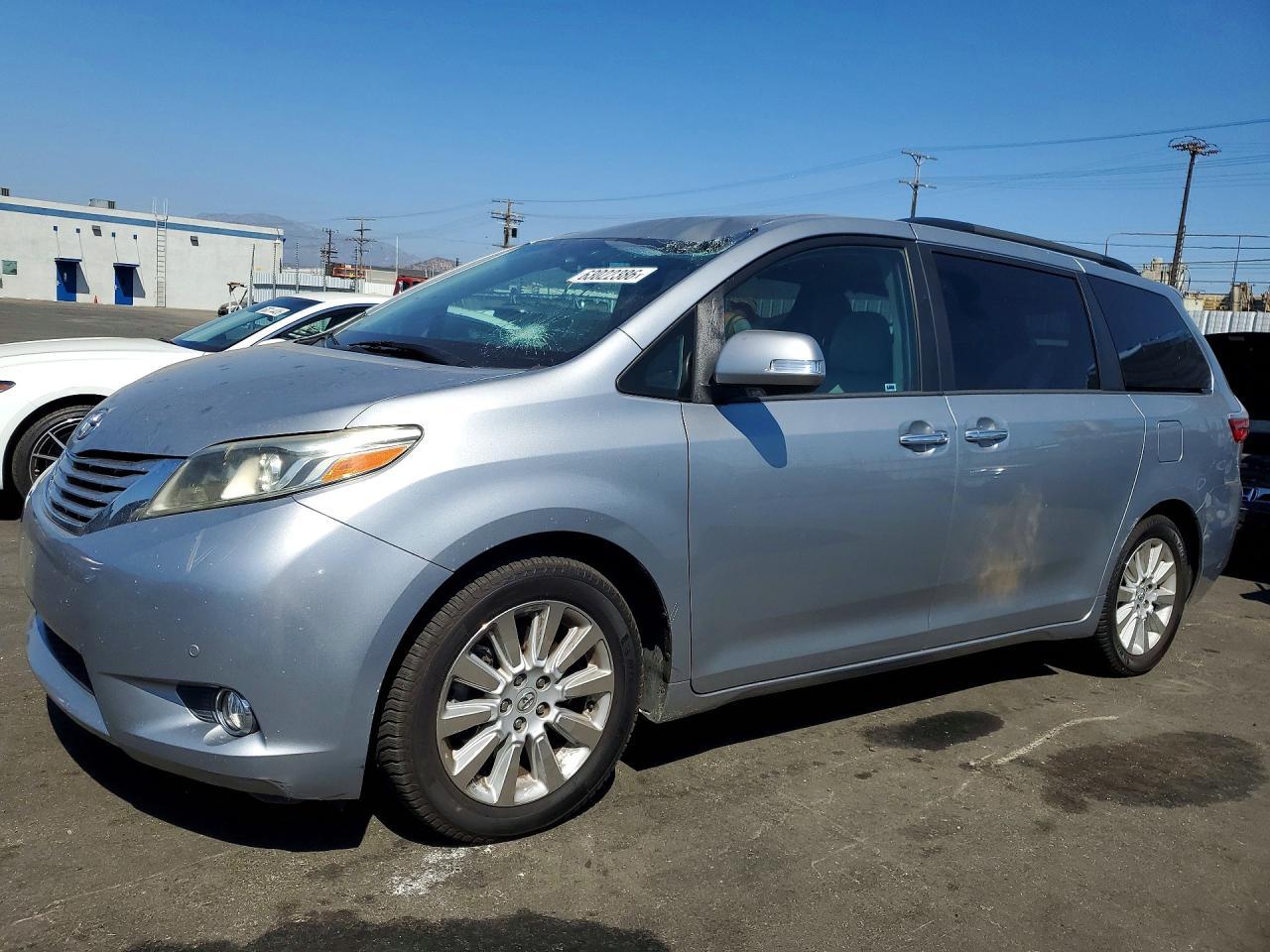 2016 Toyota Sienna, Limited P...
