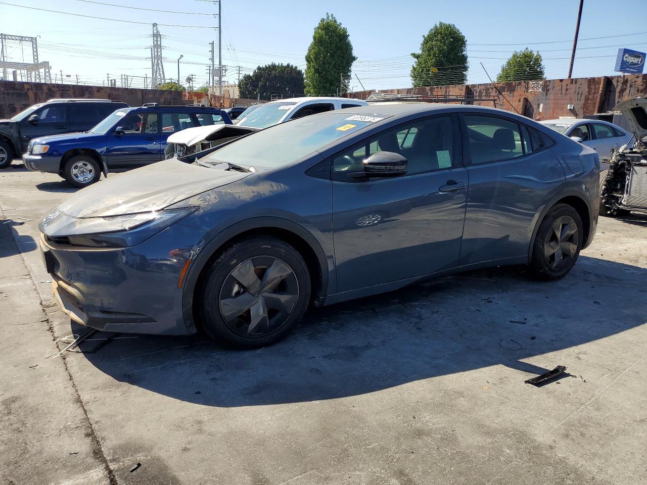2024 Toyota Prius, LE