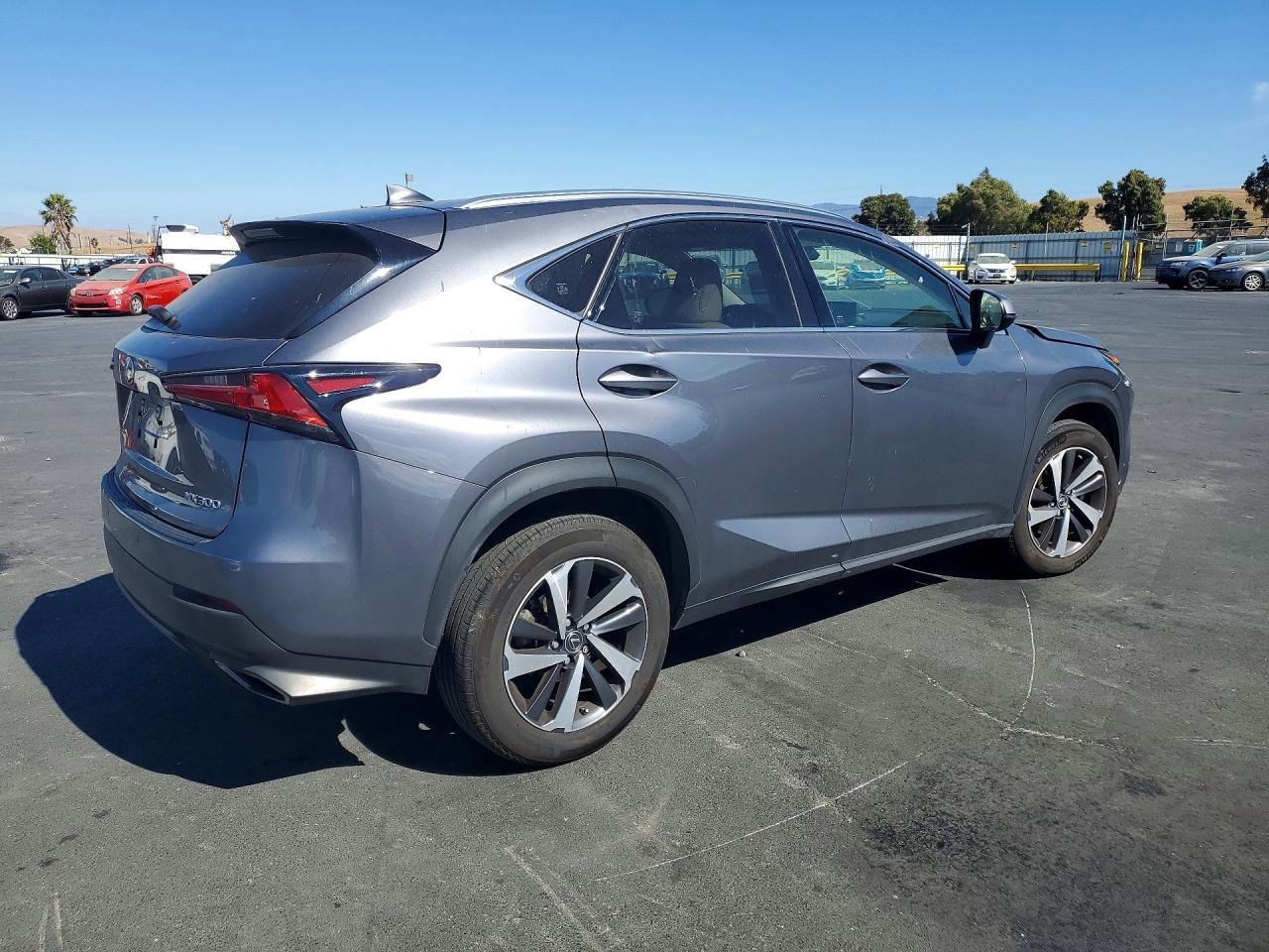 2021 Lexus NX, Base