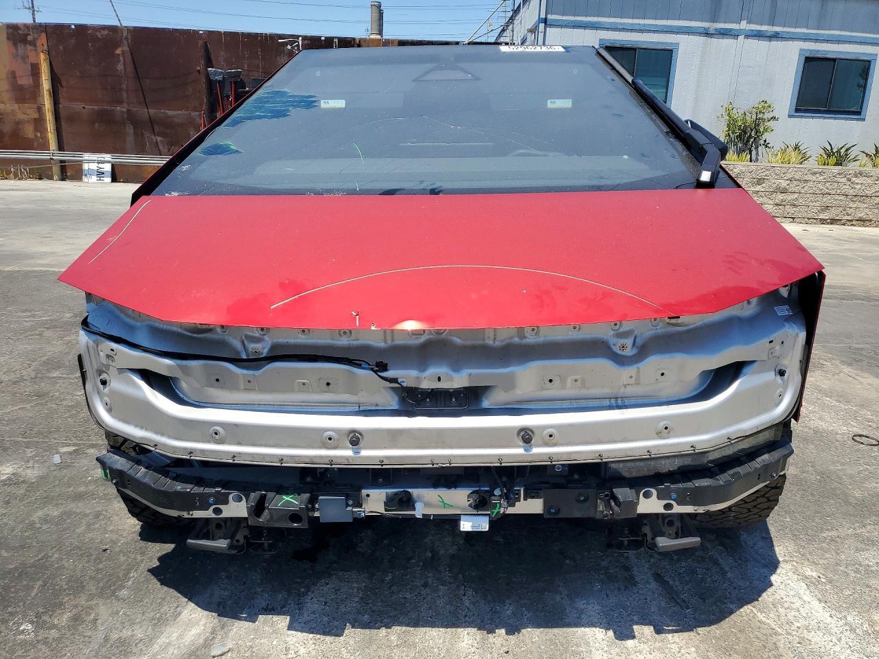 2024 Tesla Cybertruck