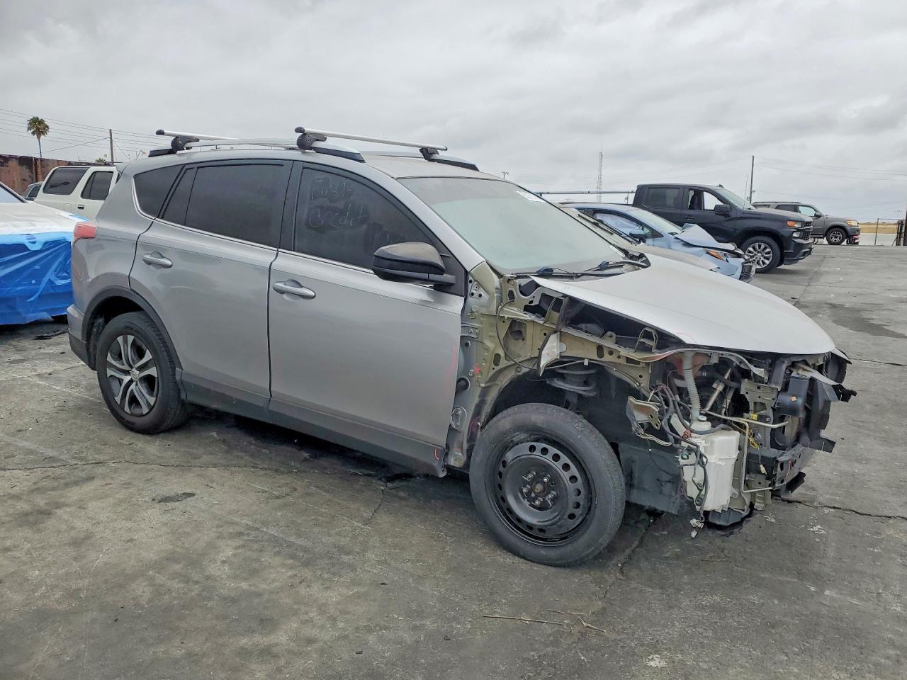 2016 Toyota RAV4, LE