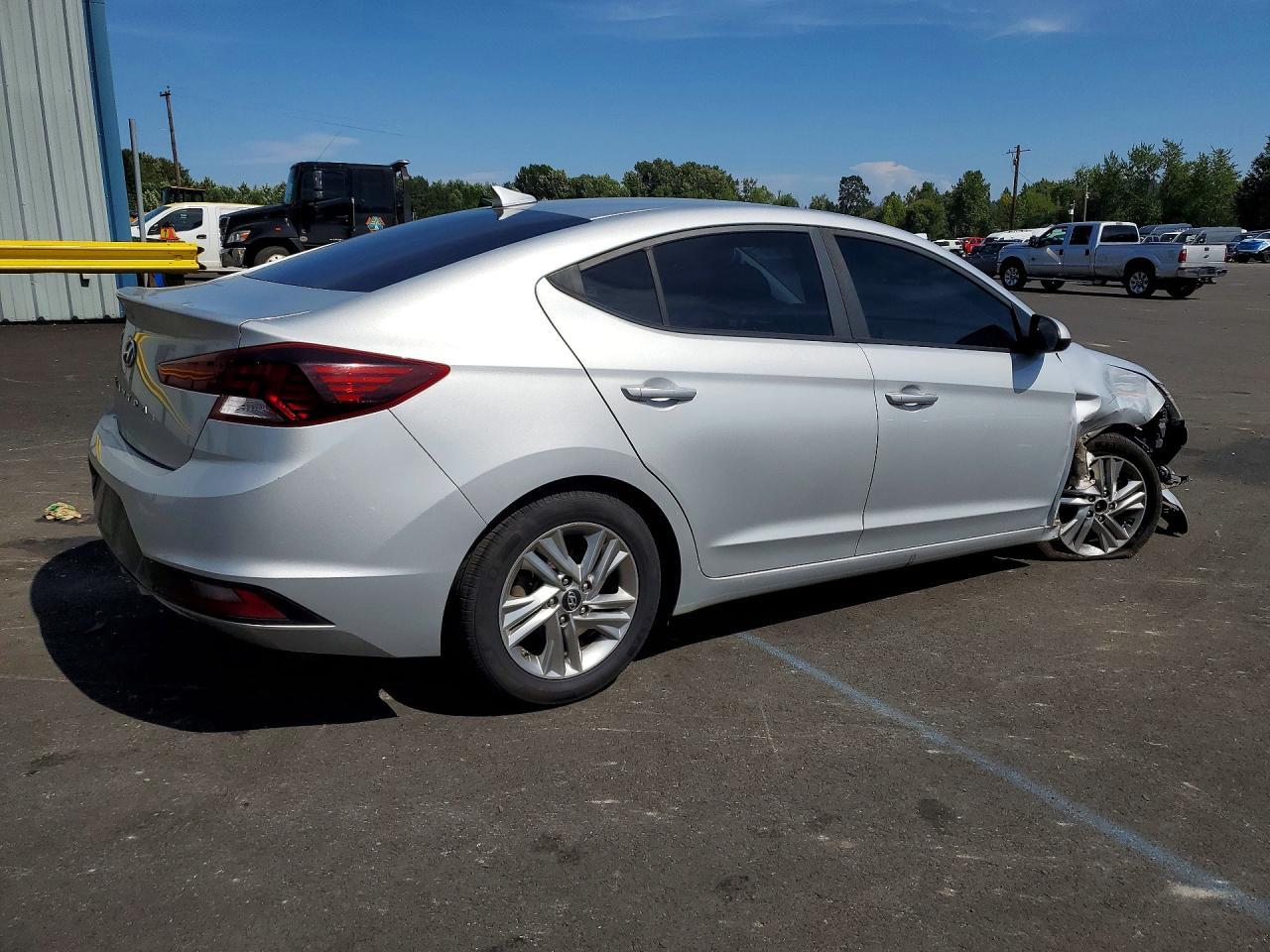 2019 Hyundai Elantra, Sel
