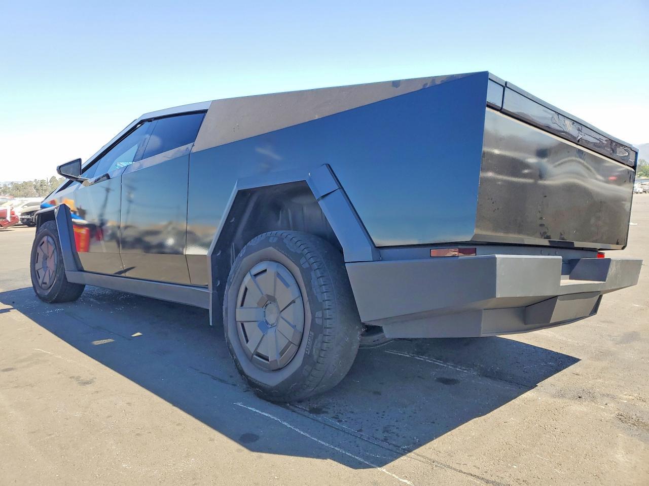 2024 Tesla Cybertruck