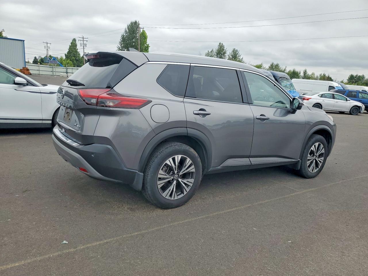 2021 Nissan Rogue, SV