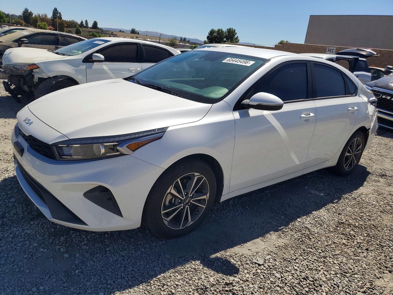2024 KIA Forte, Lxs