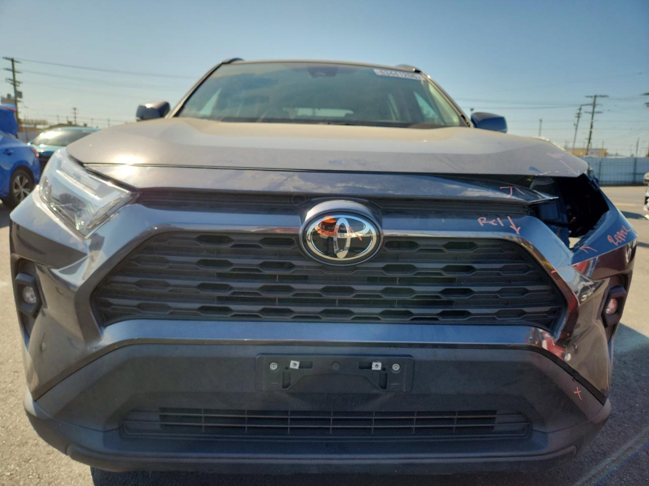 2022 Toyota RAV4, Xle Premium