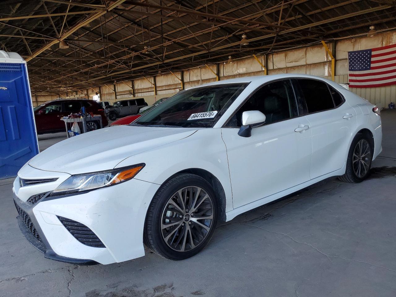 2018 Toyota Camry, SE