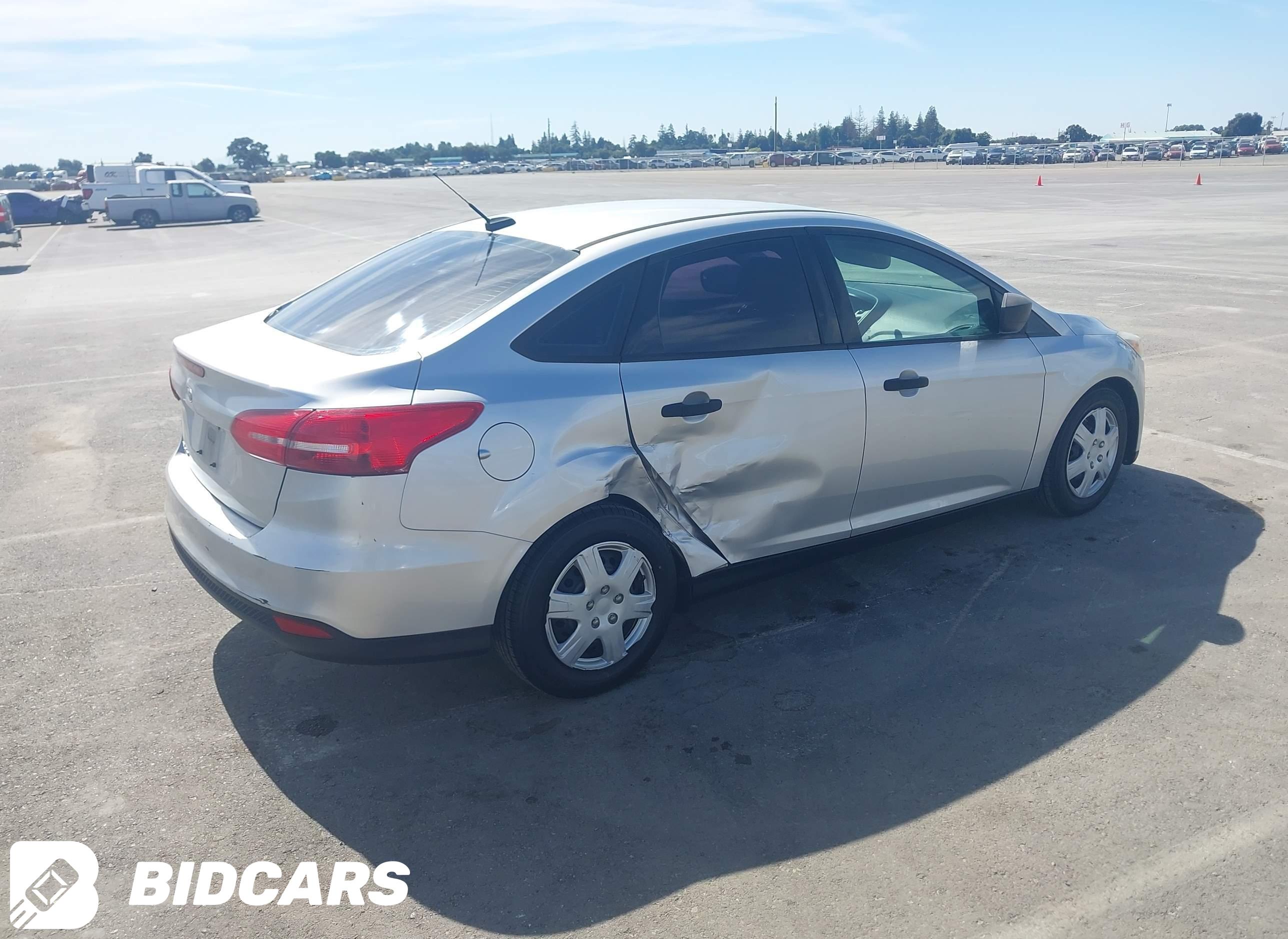 2016 Ford Focus, S