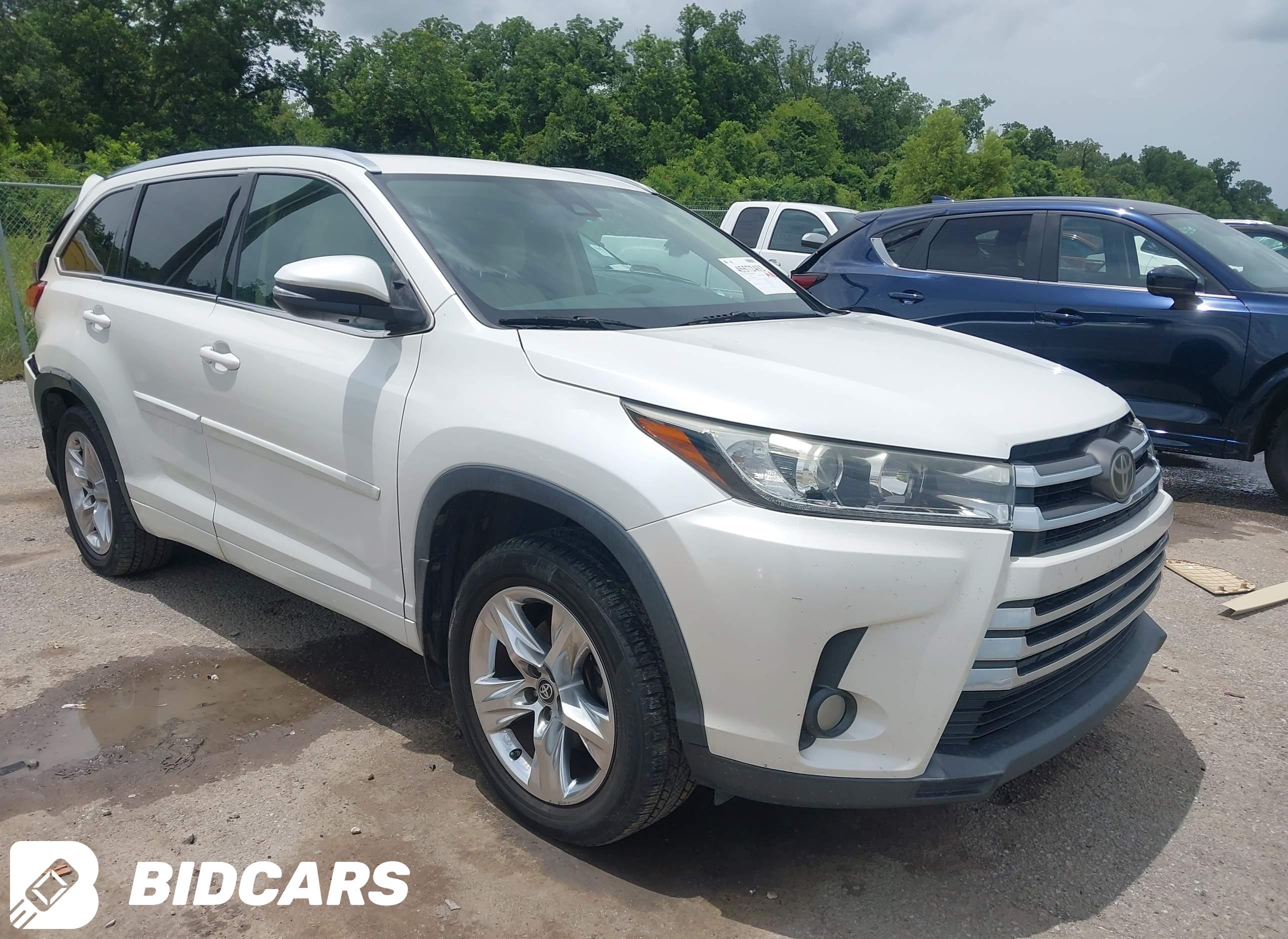 2017 Toyota Highlander, Limited