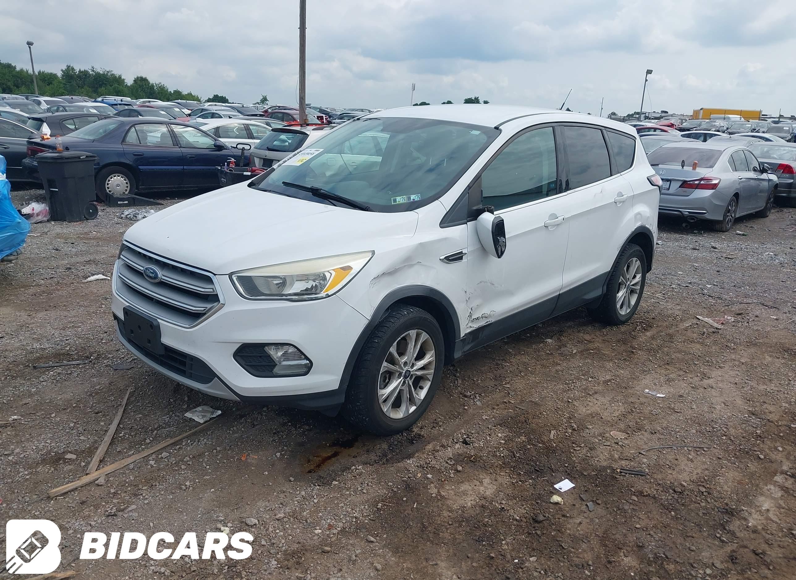 2017 Ford Escape, SE