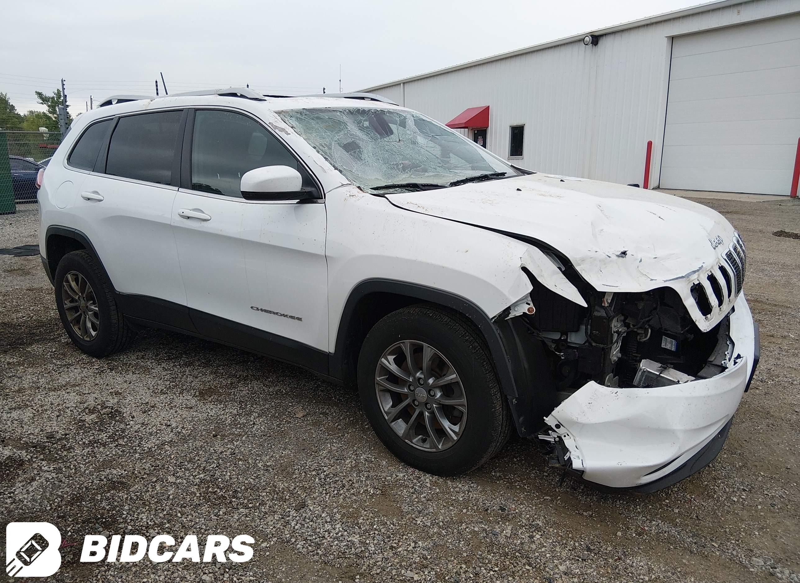 2019 Jeep Cherokee, Latitude...