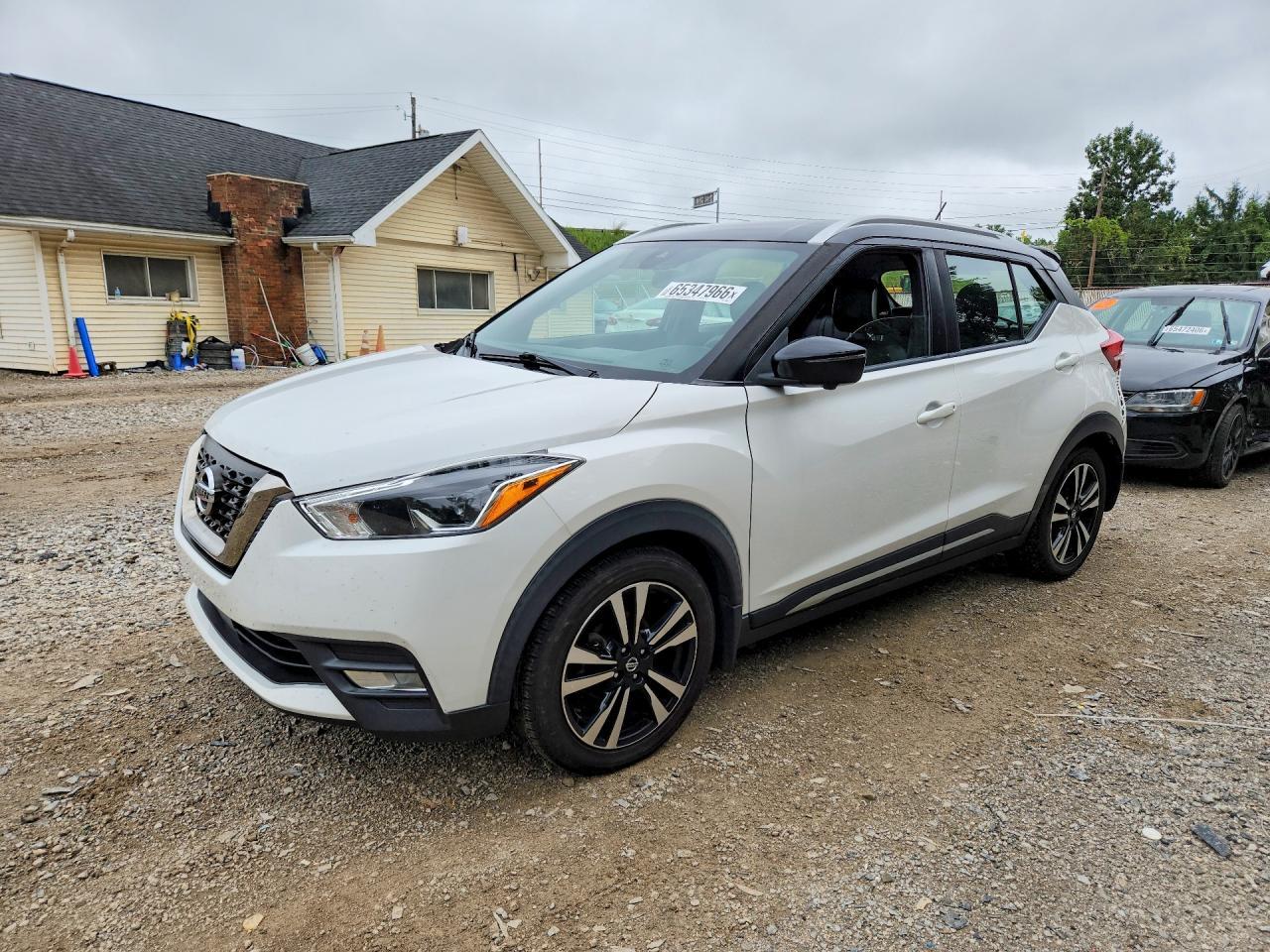 2020 Nissan Kicks, SR