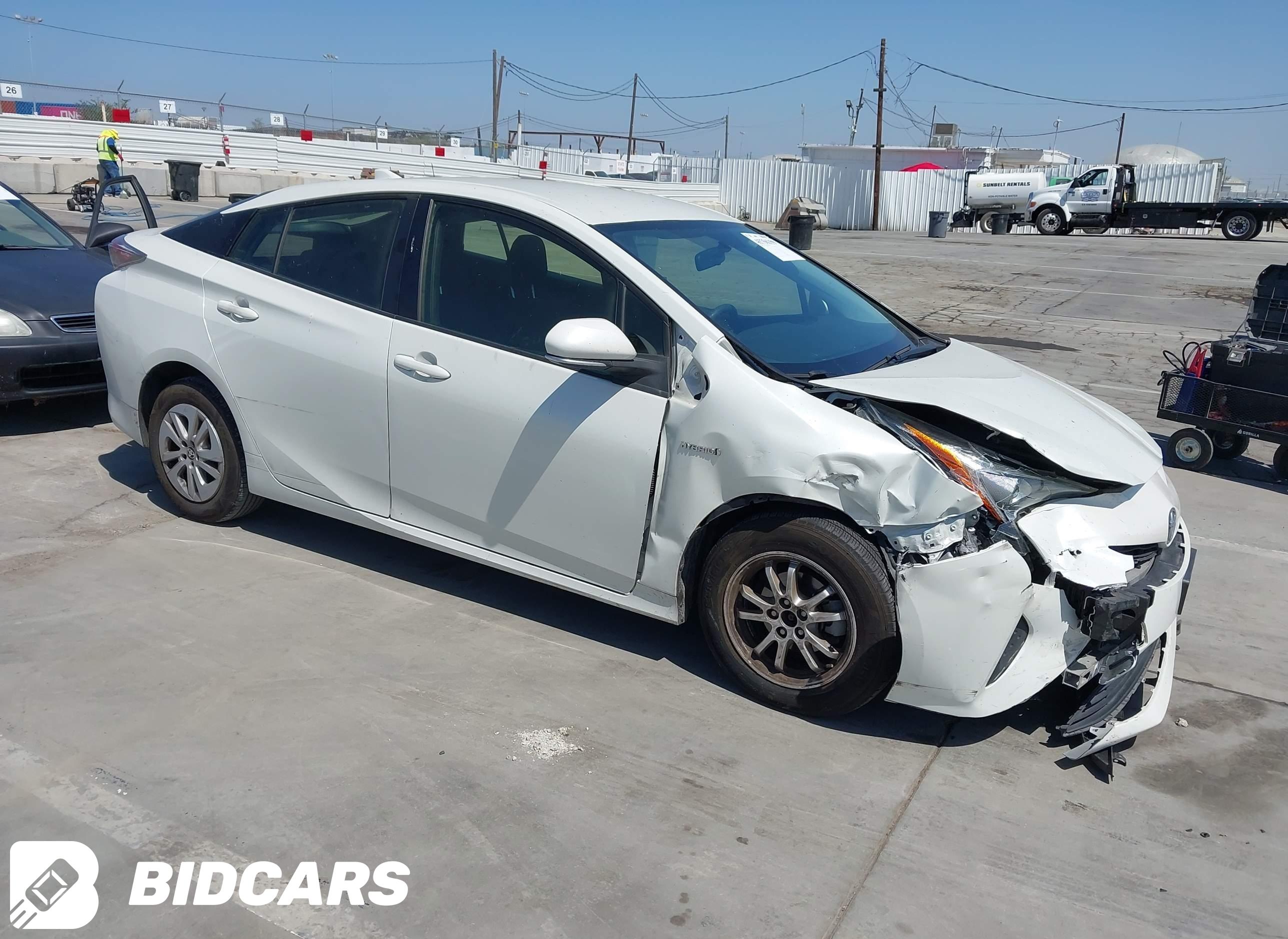 2016 Toyota Prius, Two