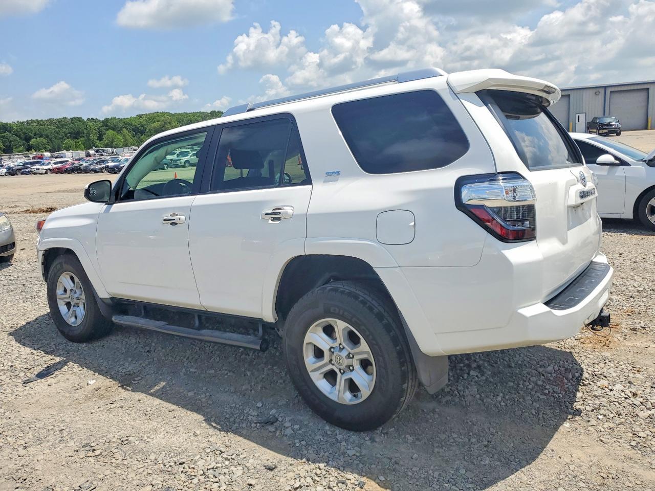 2015 Toyota 4runner, SR5