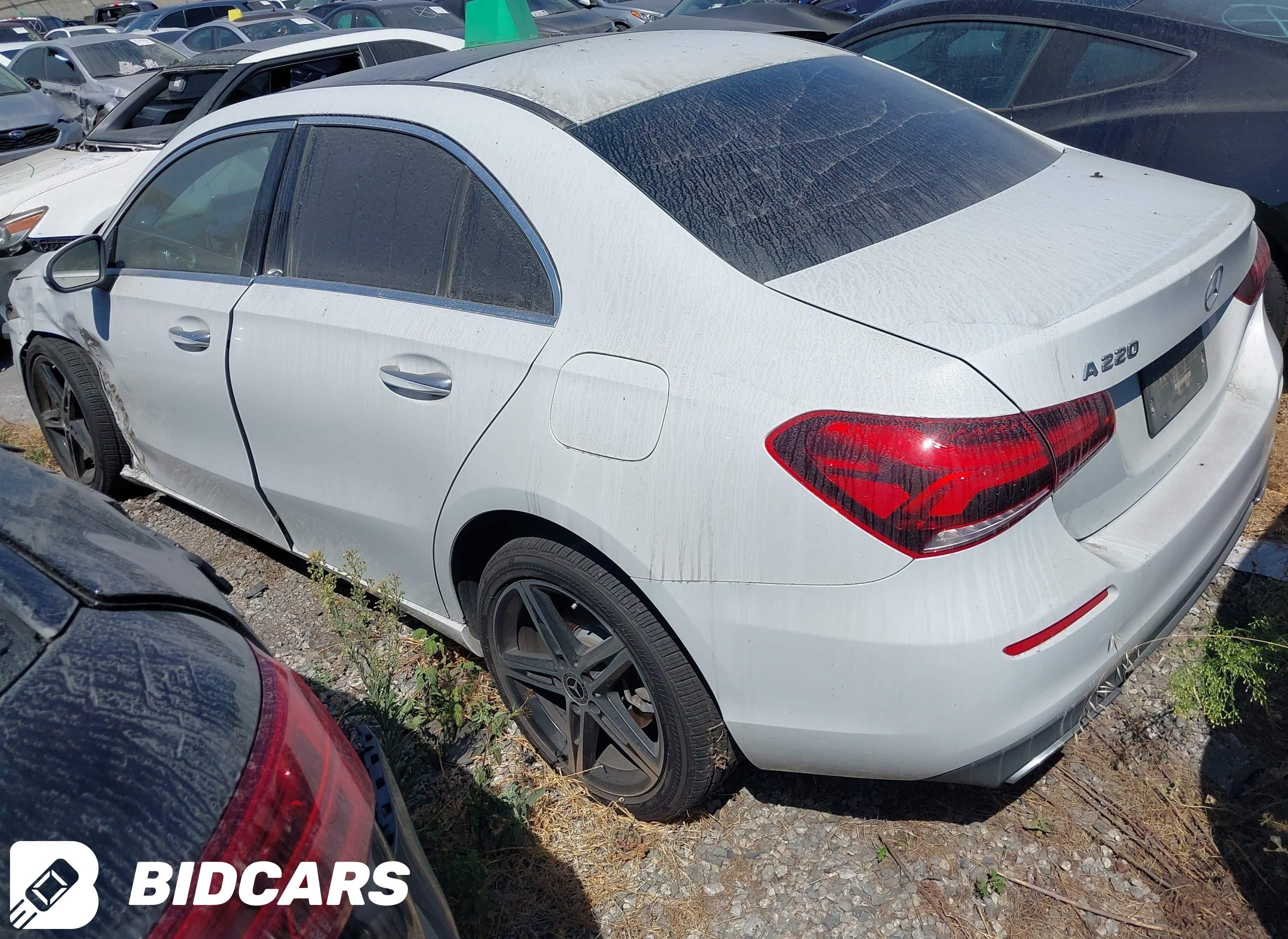 2020 Mercedes-Benz A 220
