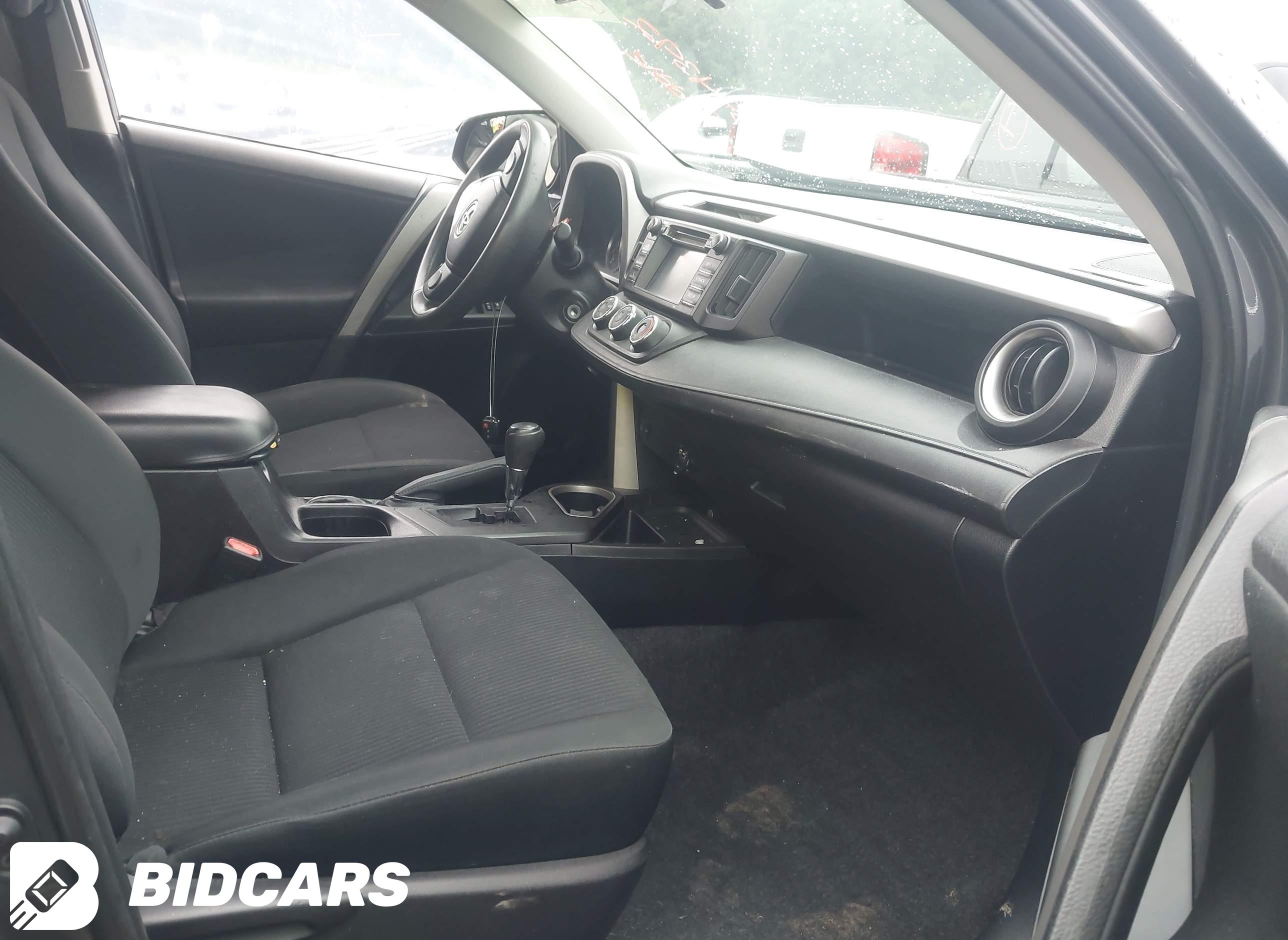 2016 Toyota RAV4, LE