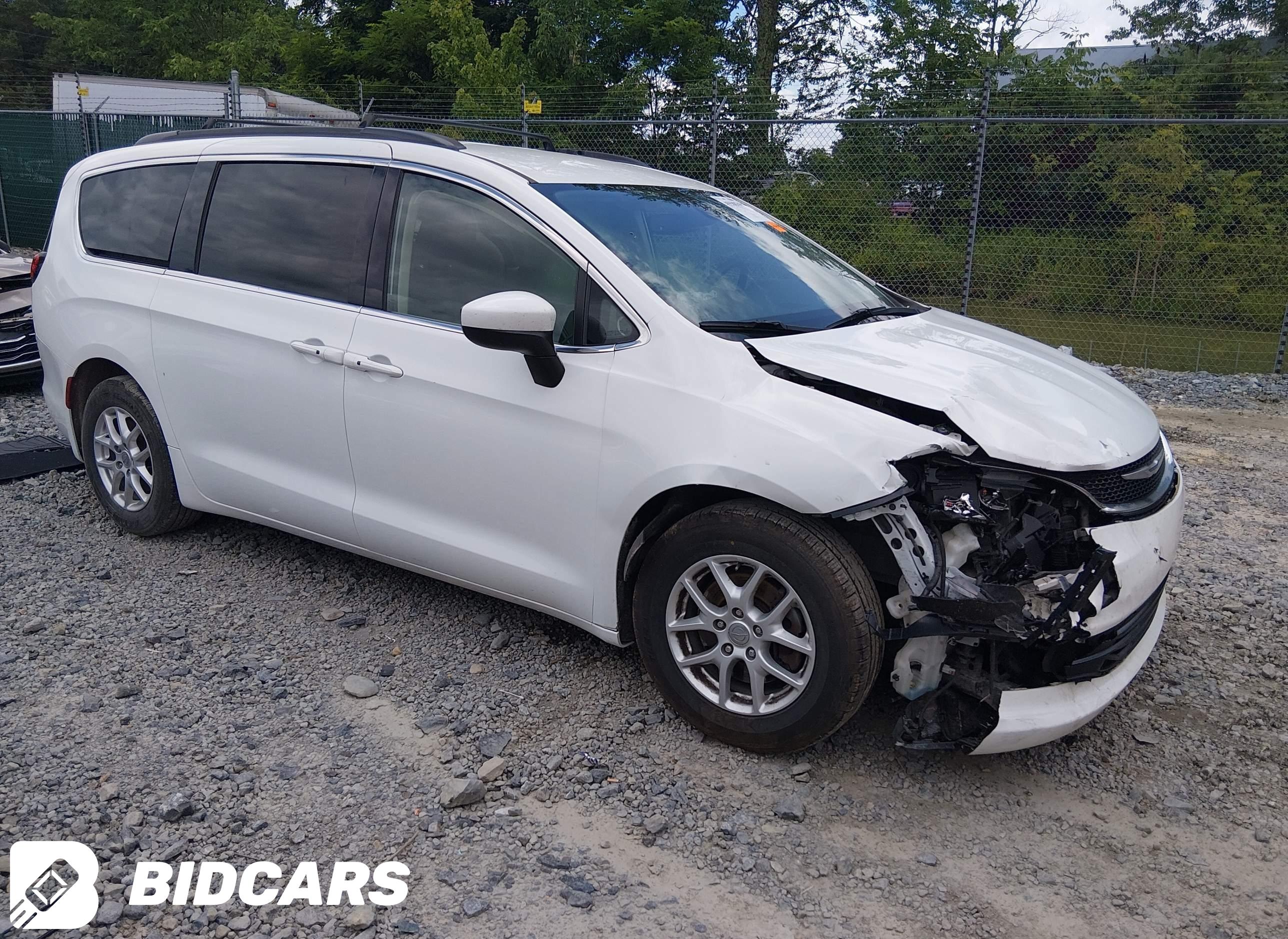 2020 Chrysler Voyager, Lxi