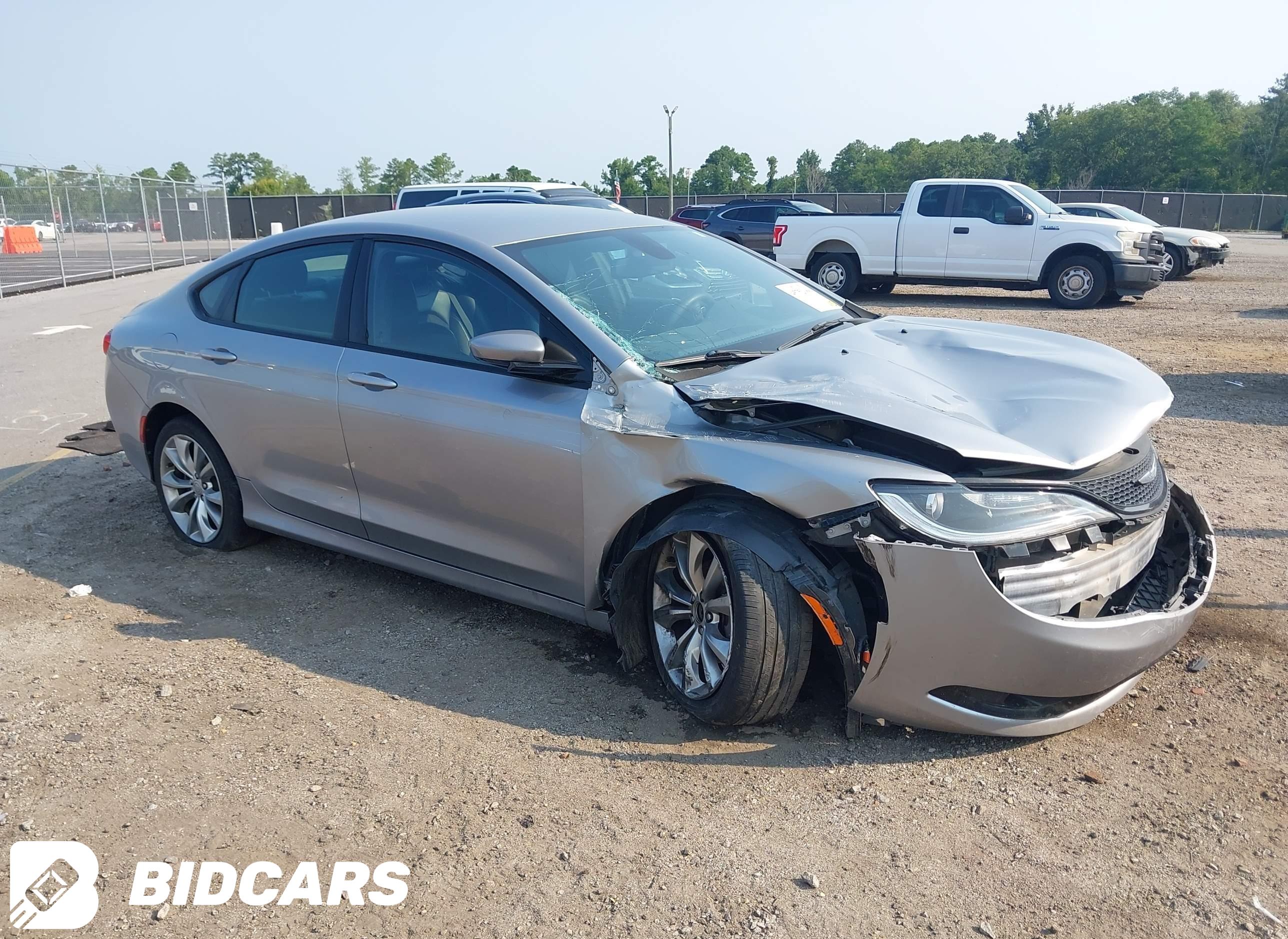 2015 Chrysler 200, S