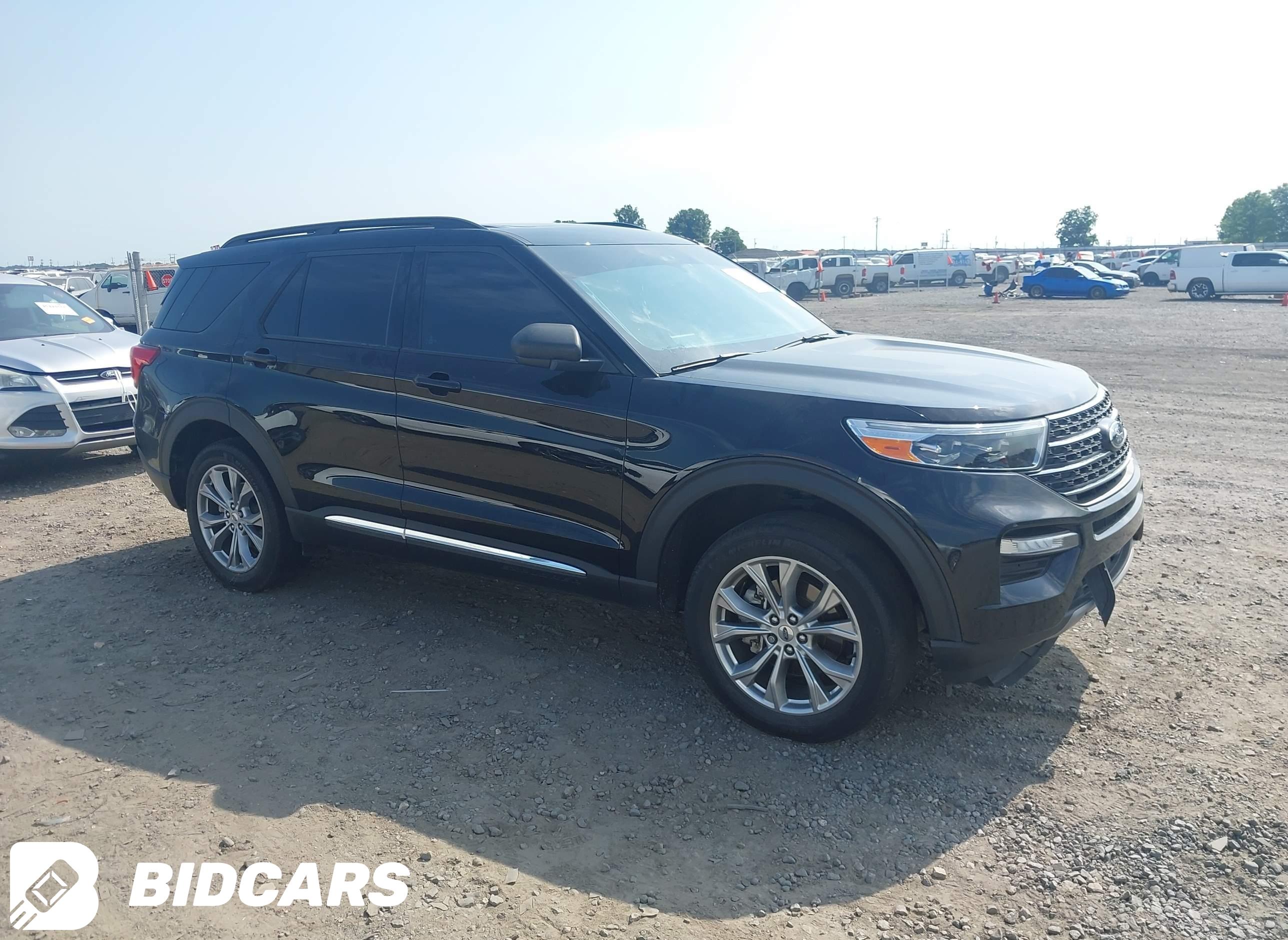 2023 Ford Explorer, Xlt