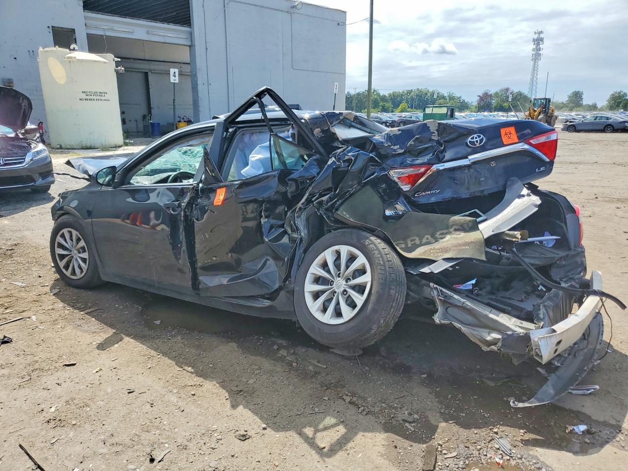 2015 Toyota Camry, LE