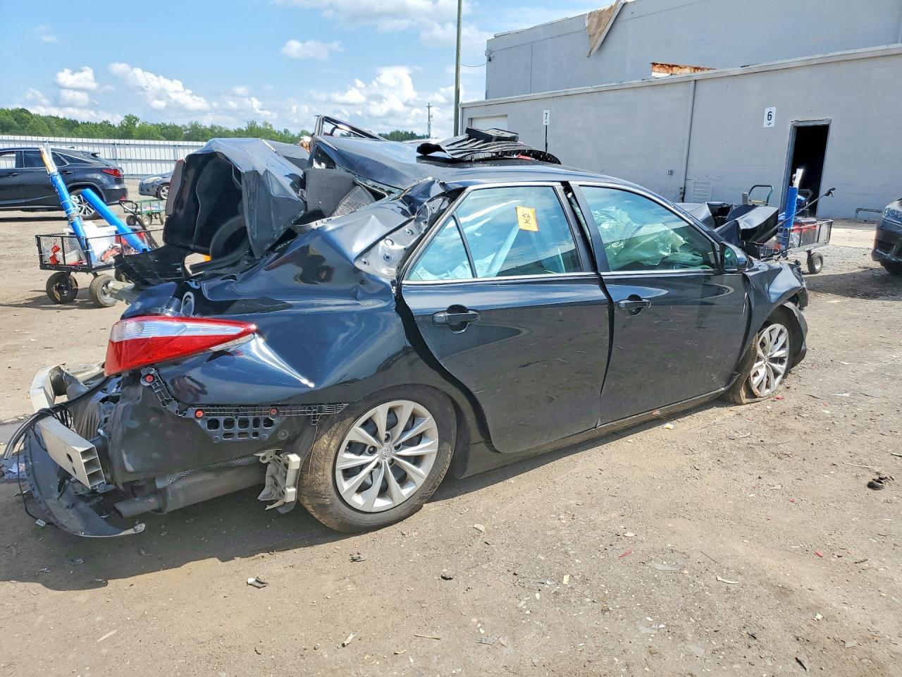 2015 Toyota Camry, LE