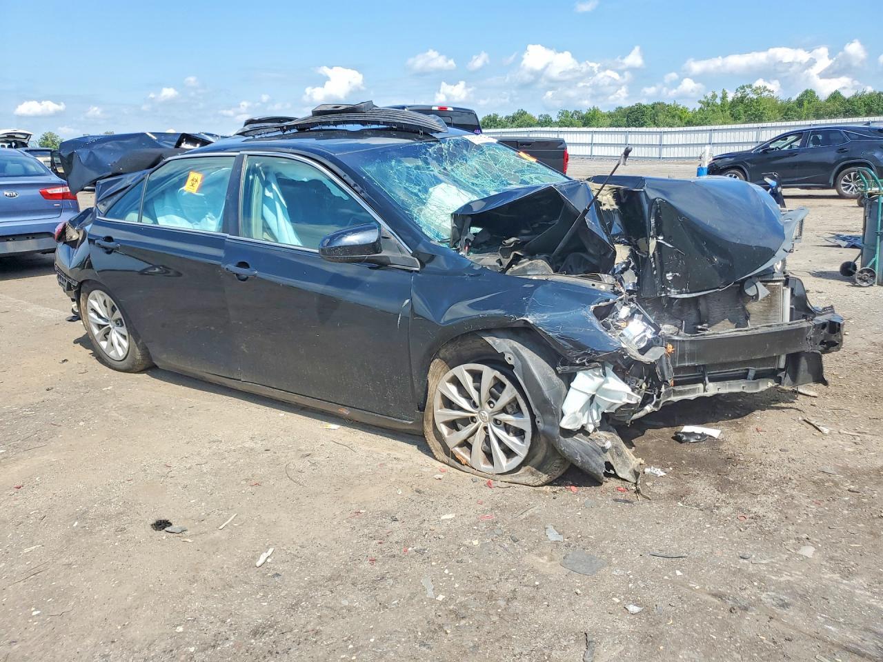 2015 Toyota Camry, LE