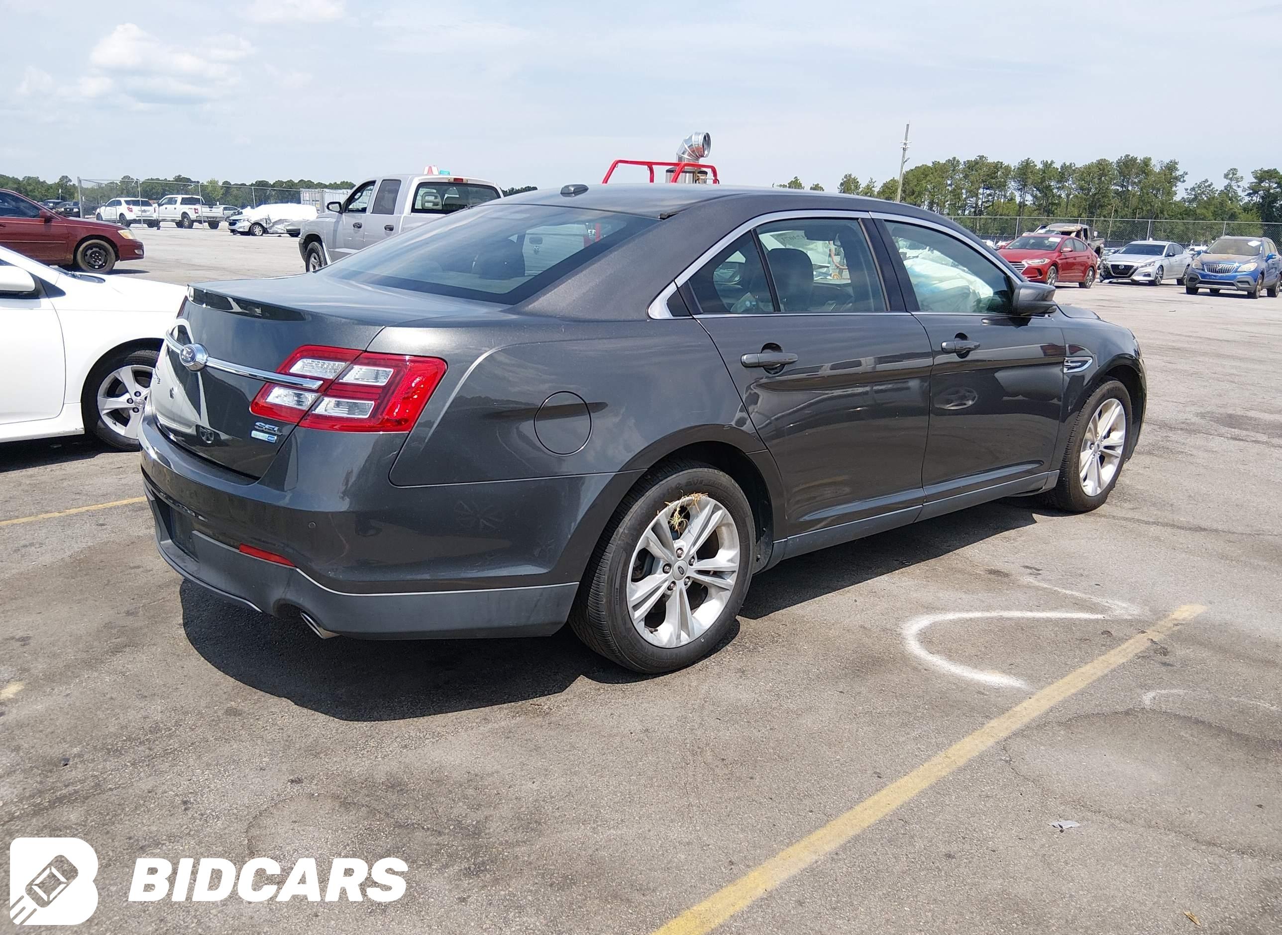 2016 Ford Taurus, Sel