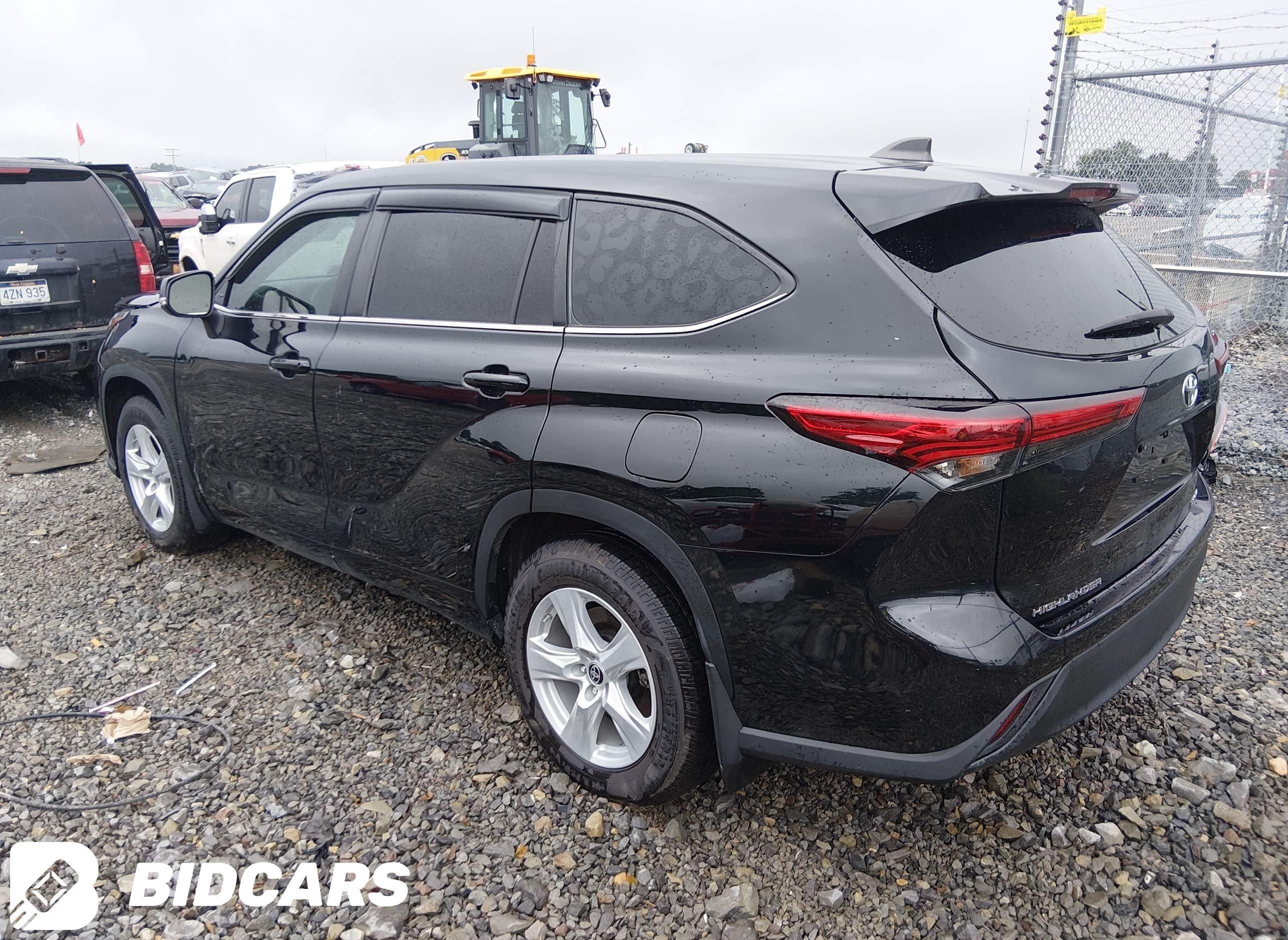 2023 Toyota Highlander, LE