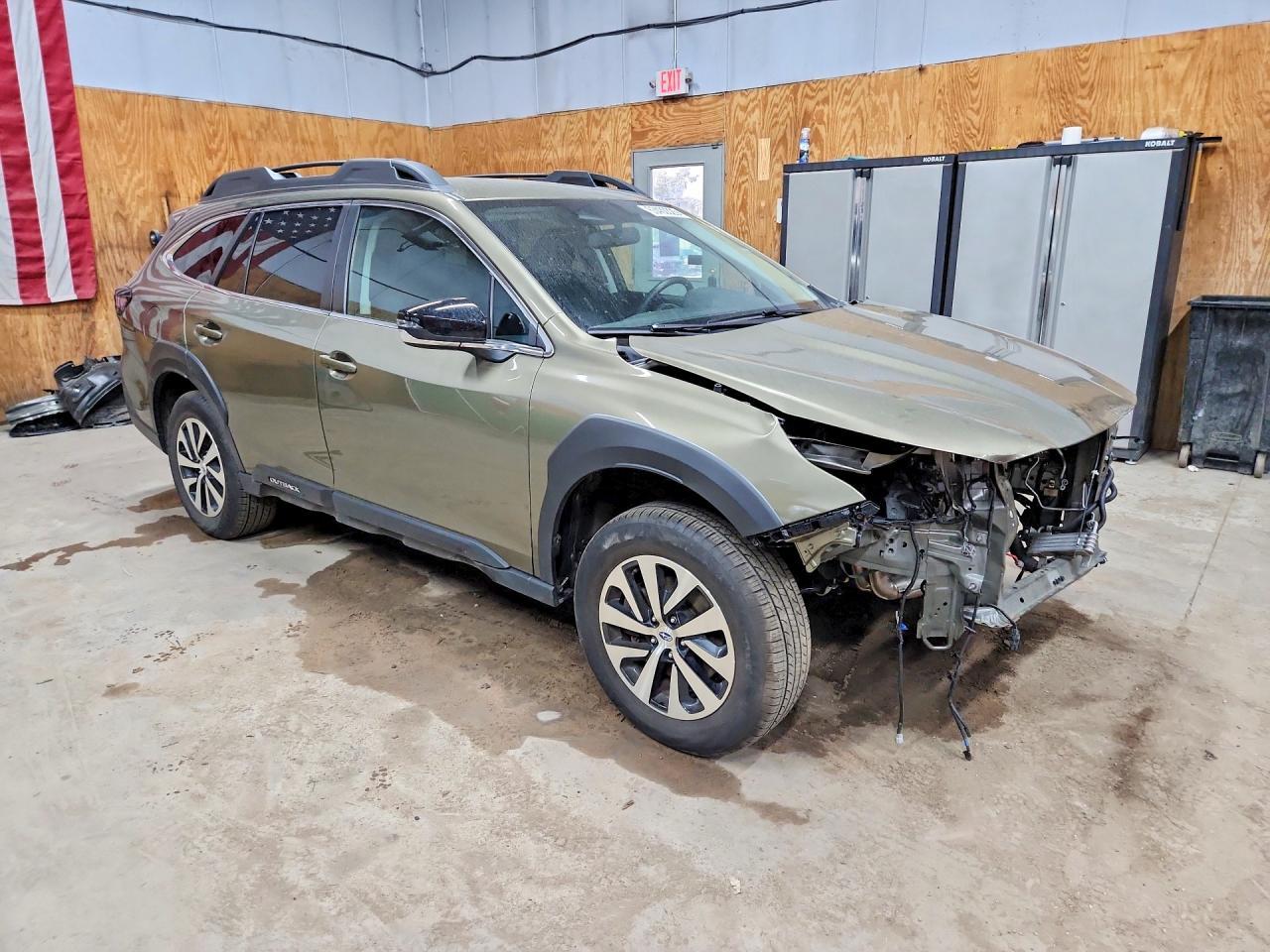 2025 Subaru Outback, Premium