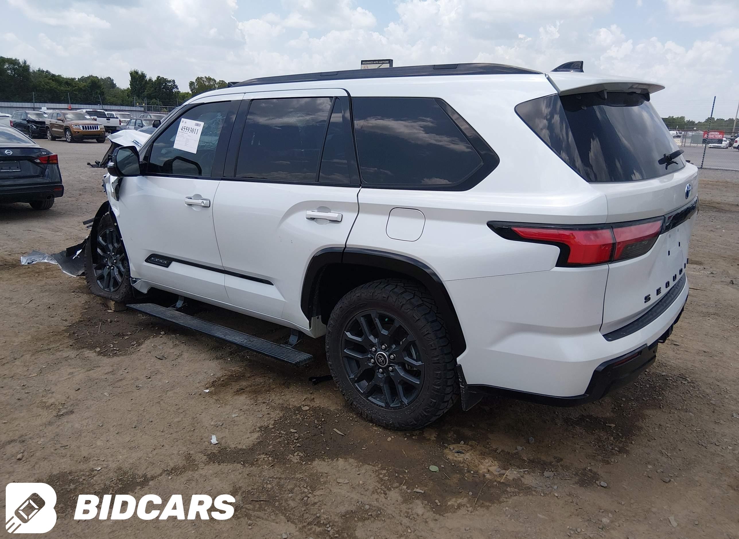 2023 Toyota Sequoia, Platinum