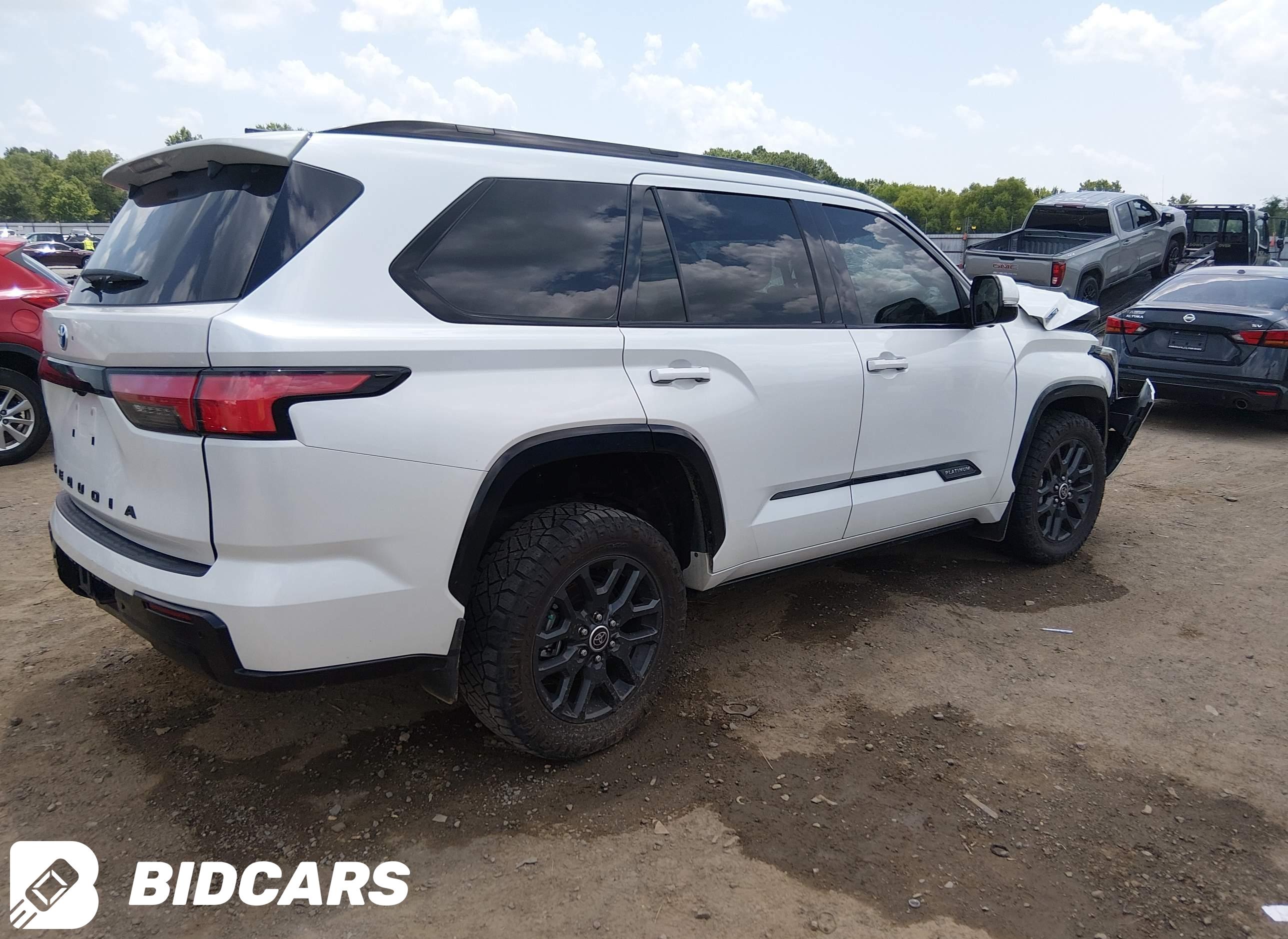 2023 Toyota Sequoia, Platinum