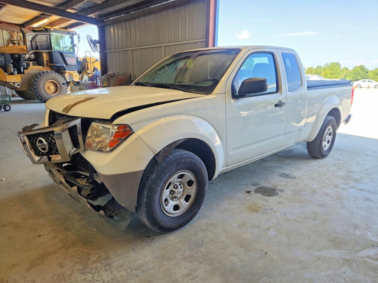 2015 Nissan Frontier, S