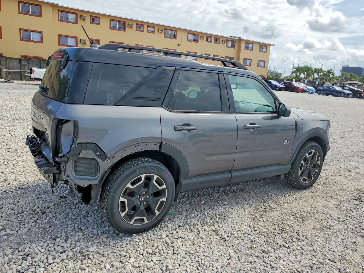 2023 Ford Bronco, Outer Banks