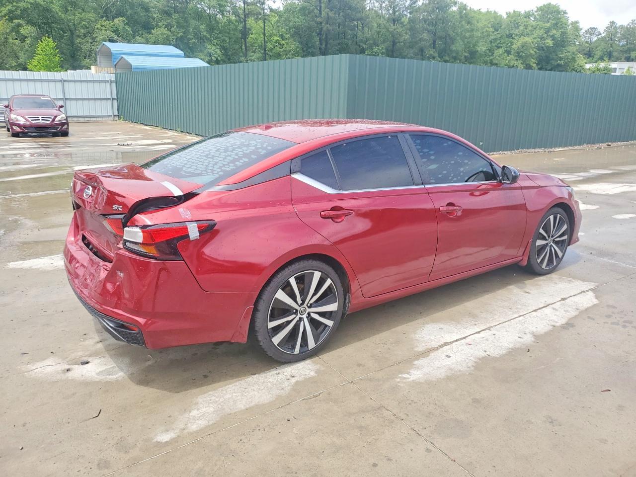 2019 Nissan Altima, SR