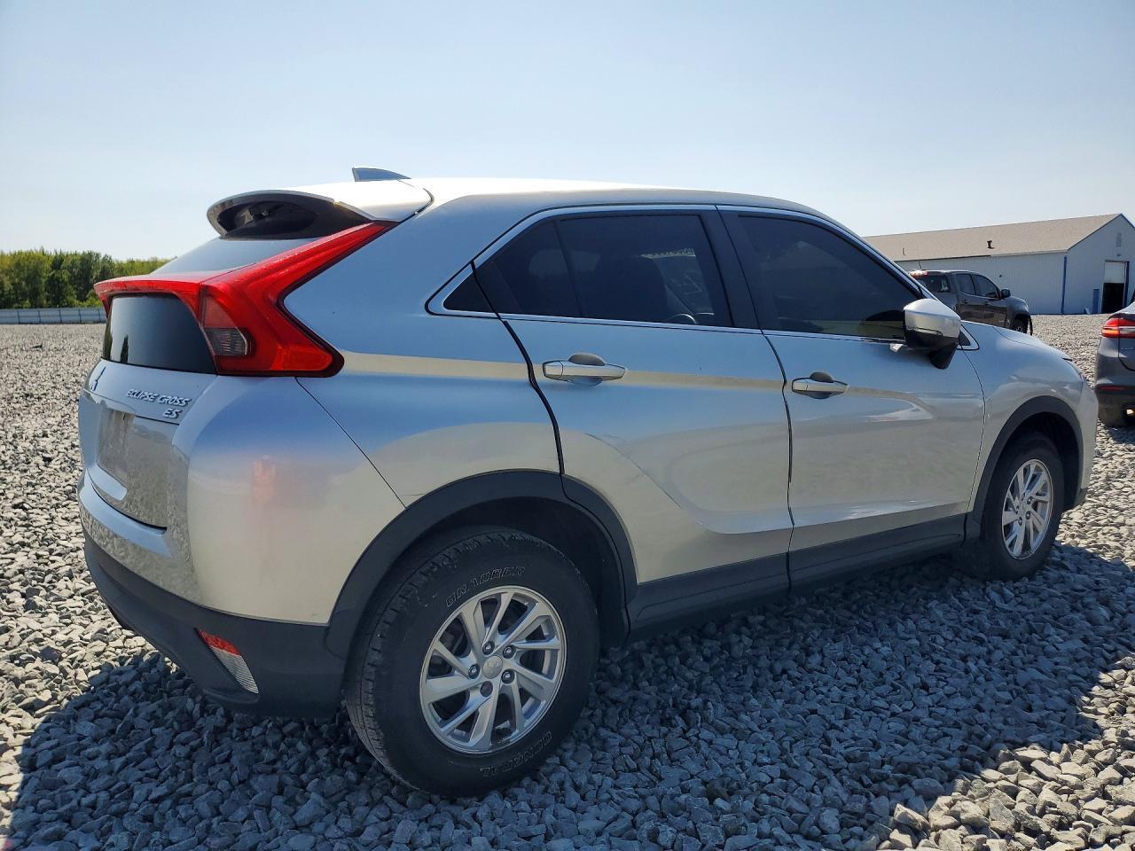2018 Mitsubishi Eclipse, ES