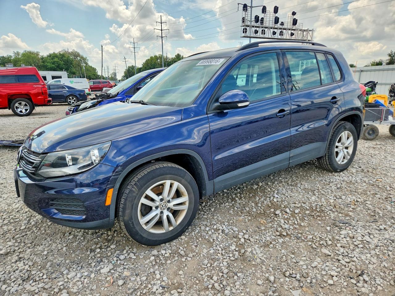 2016 Volkswagen Tiguan, S
