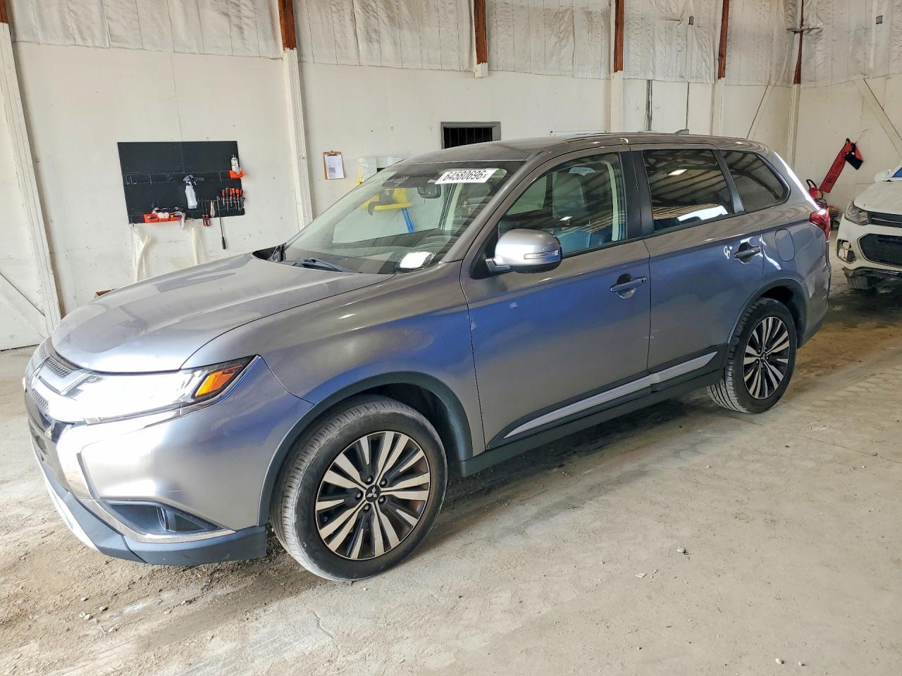 2020 Mitsubishi Outlander, SE