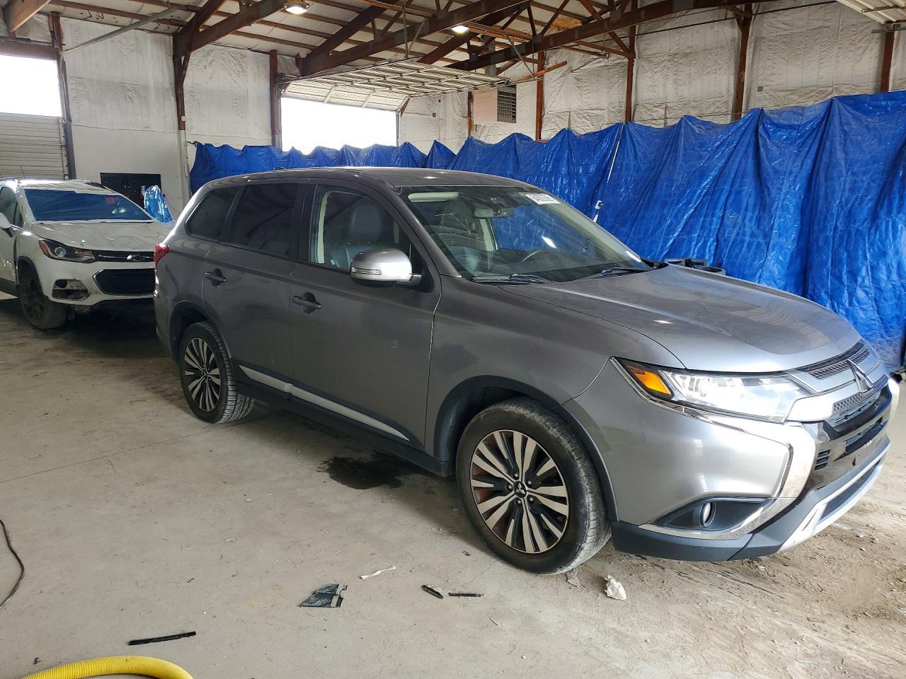 2020 Mitsubishi Outlander, SE