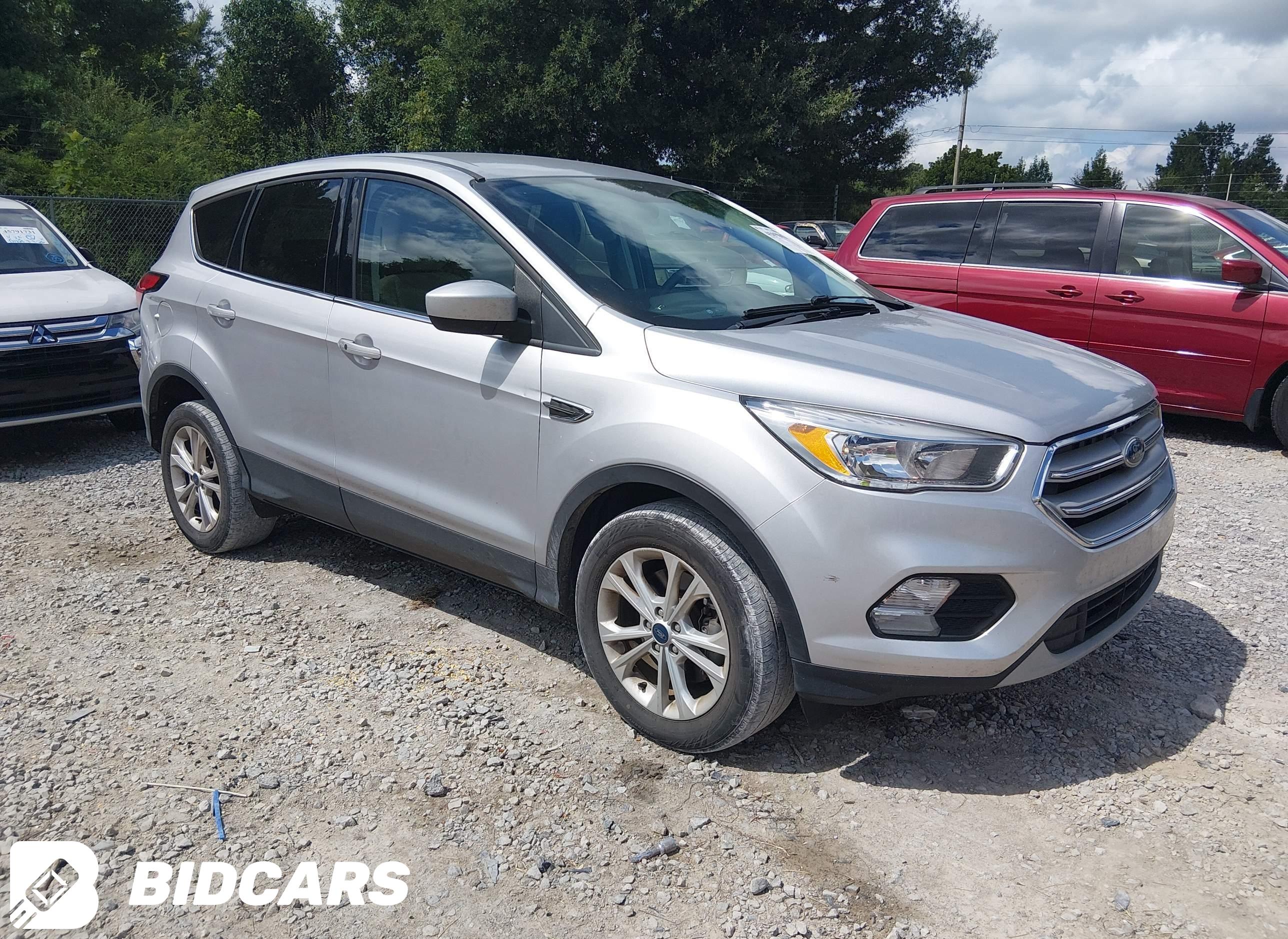 2019 Ford Escape, SE