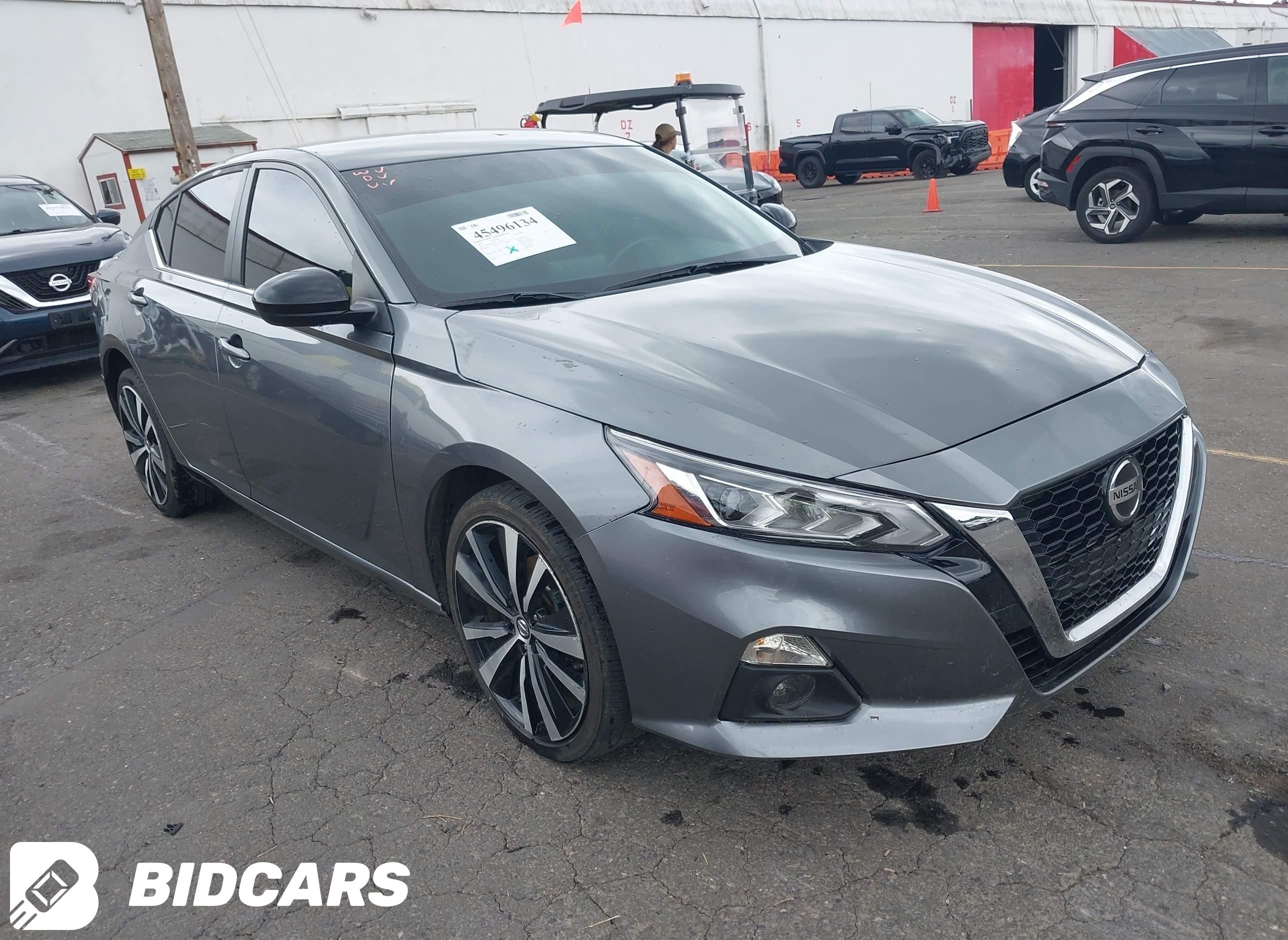 2019 Nissan Altima, 2.5 SR