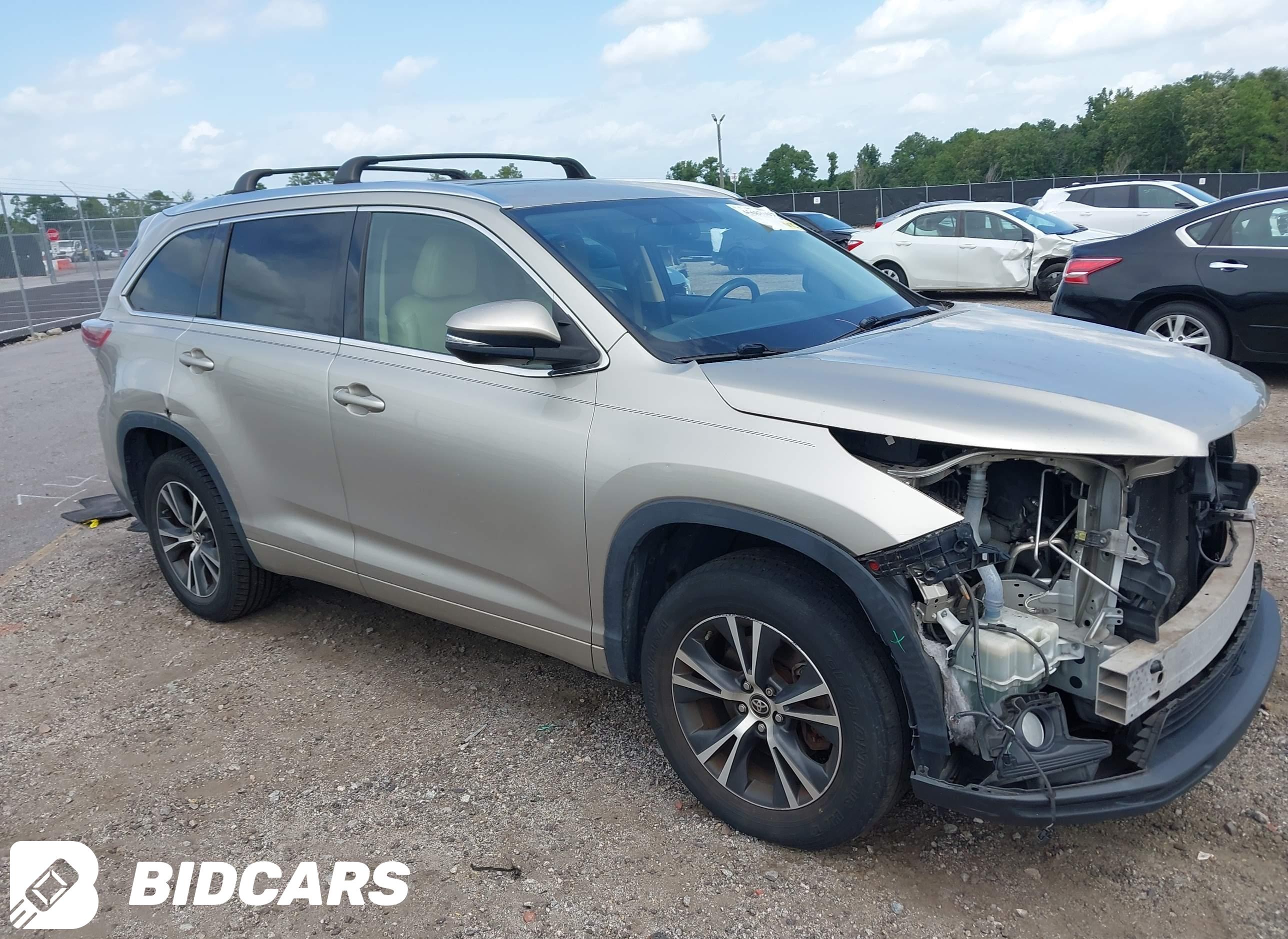 2016 Toyota Highlander, Xle V6