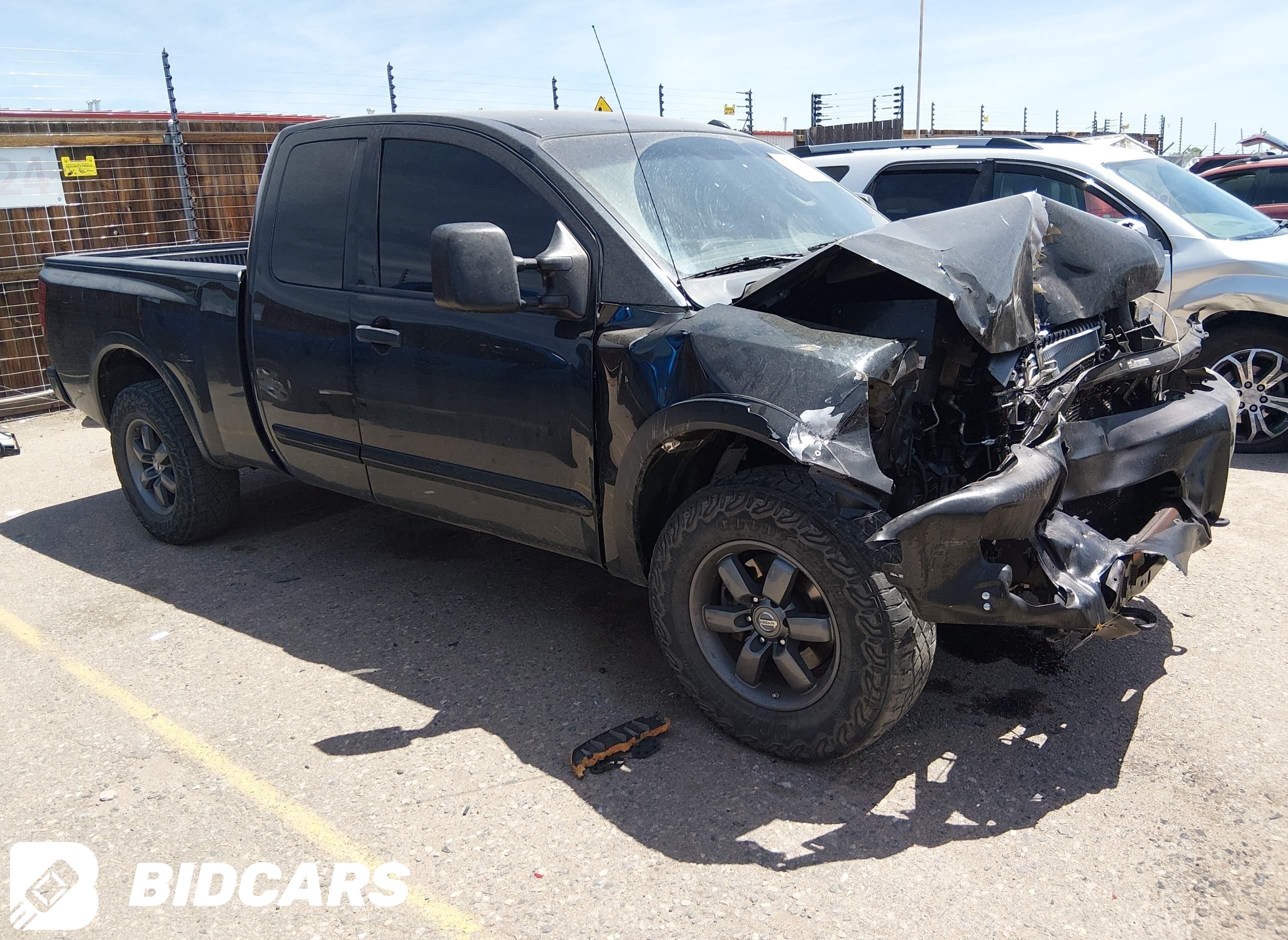 2015 Nissan Titan, Pro-4X/S/Sv