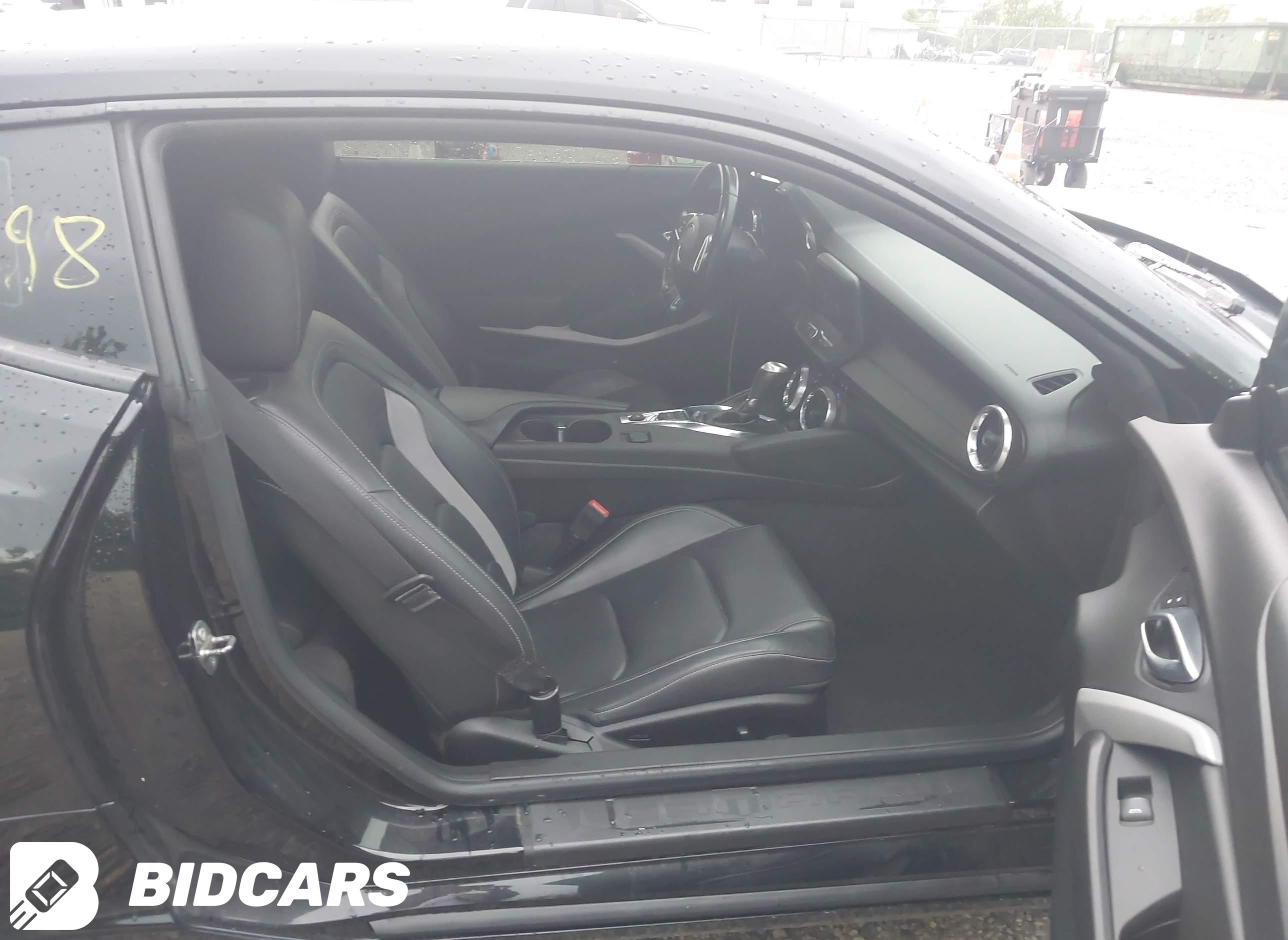 2019 Chevrolet Camaro, 2LT