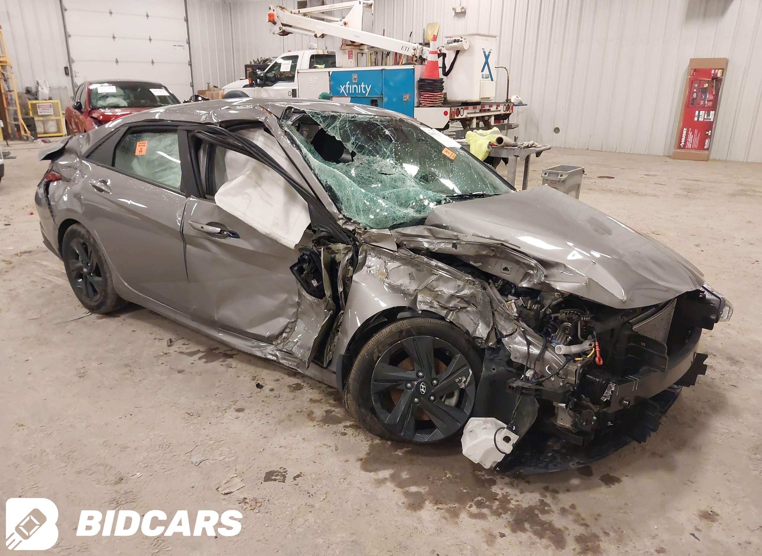 2023 Hyundai Elantra, Sel