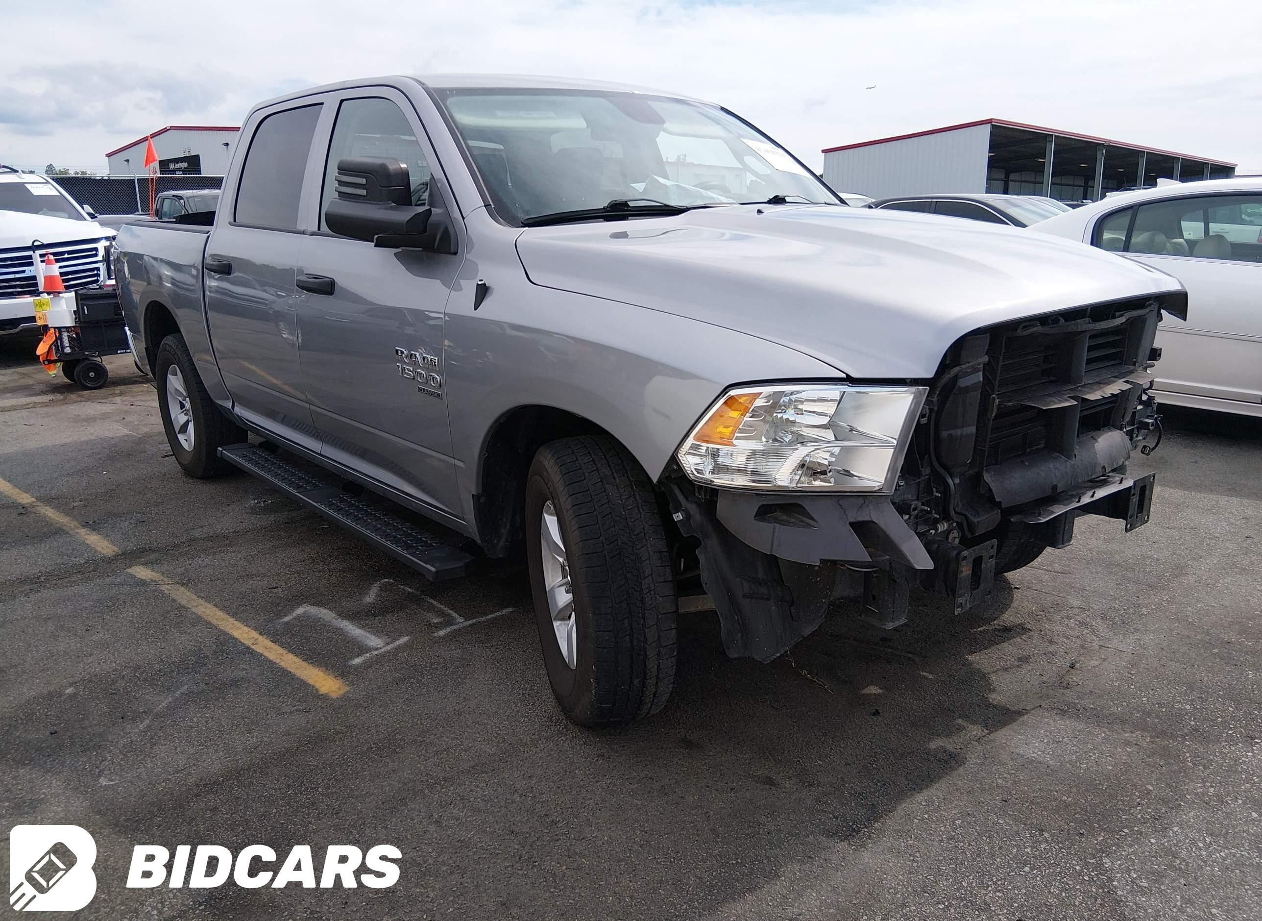 2023 RAM 1500, Classic Slt  4...