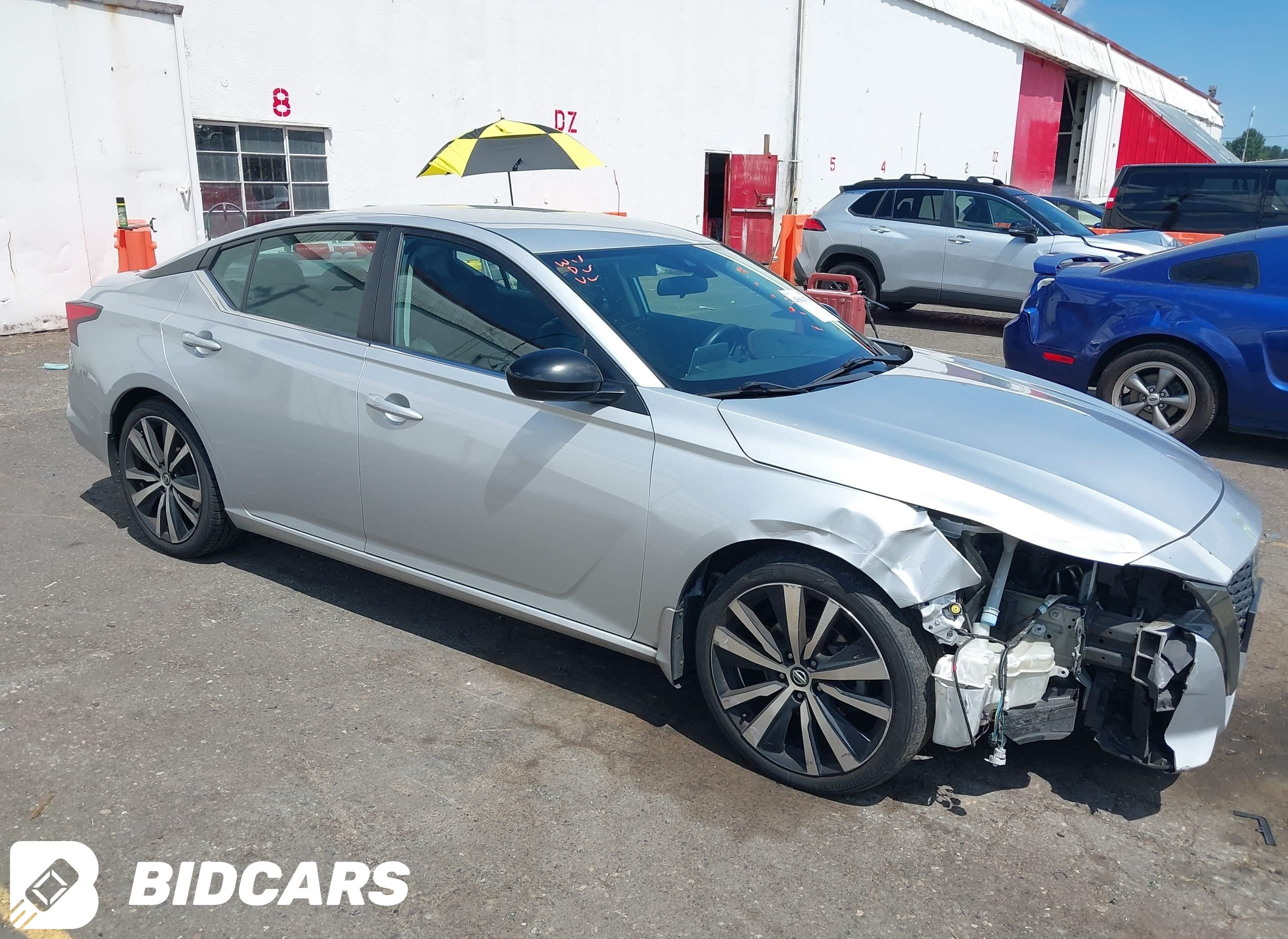 2020 Nissan Altima, Sr Fwd