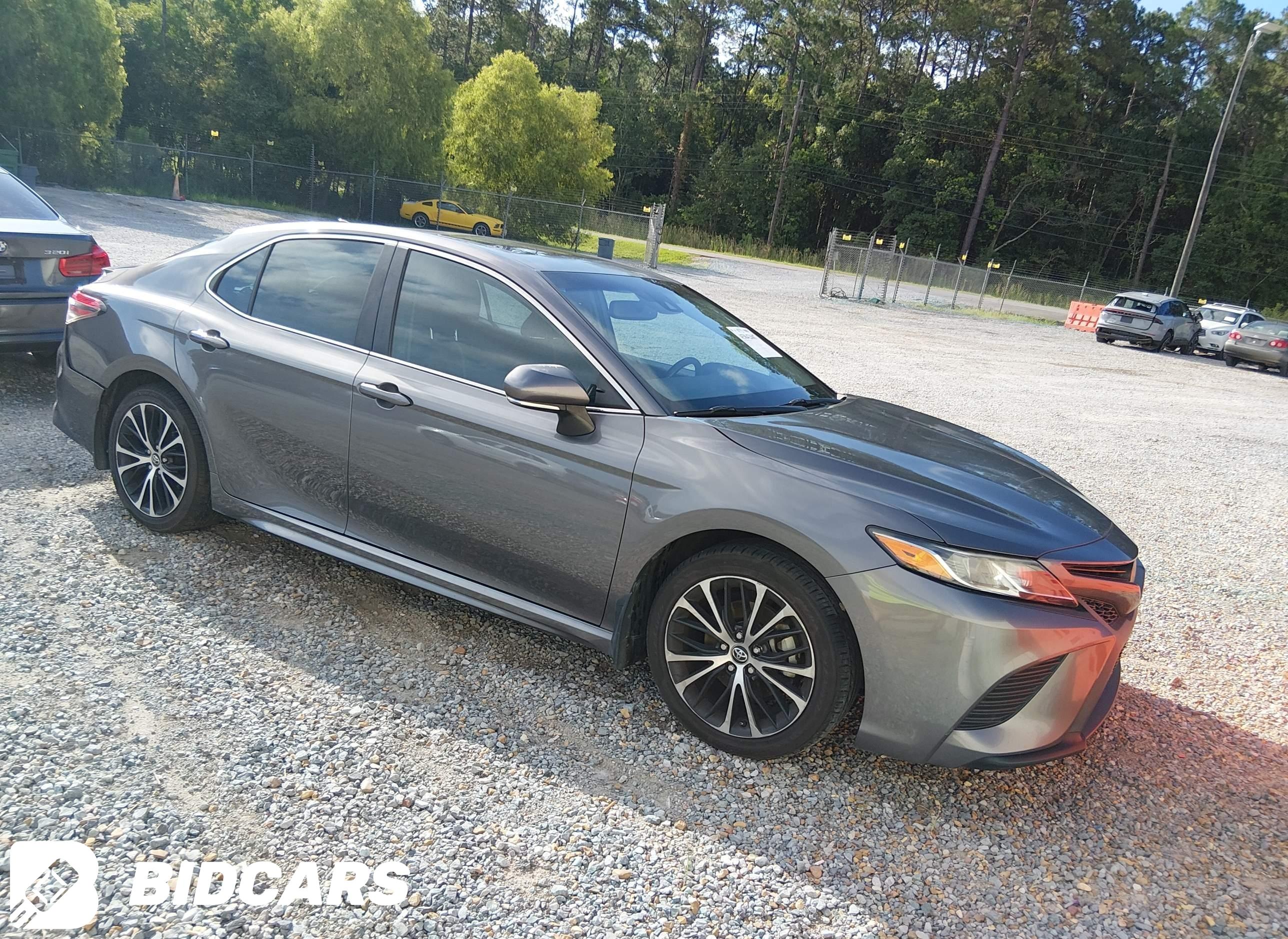 2018 Toyota Camry, SE