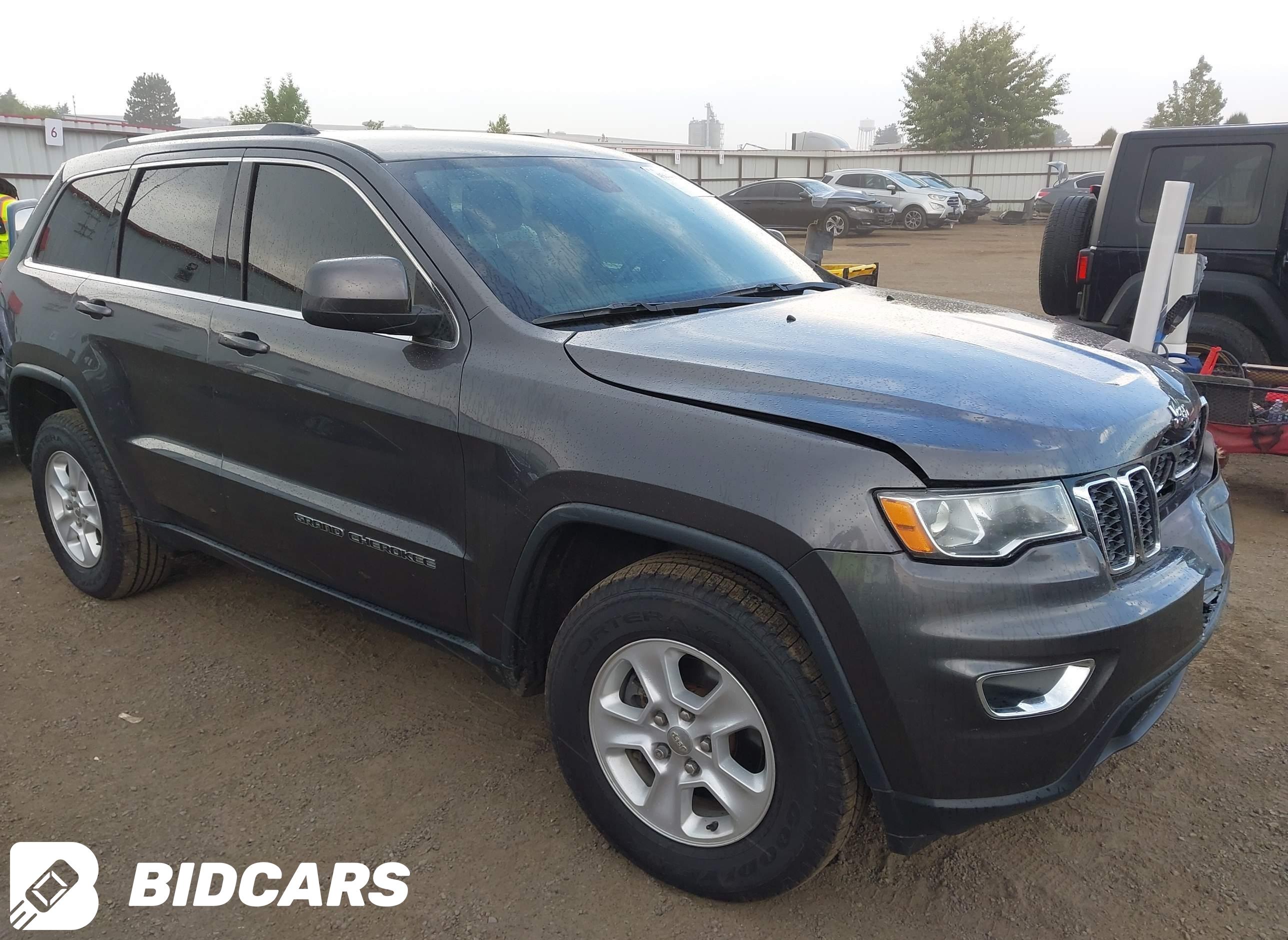 2017 Jeep Grand Cherokee, Laredo